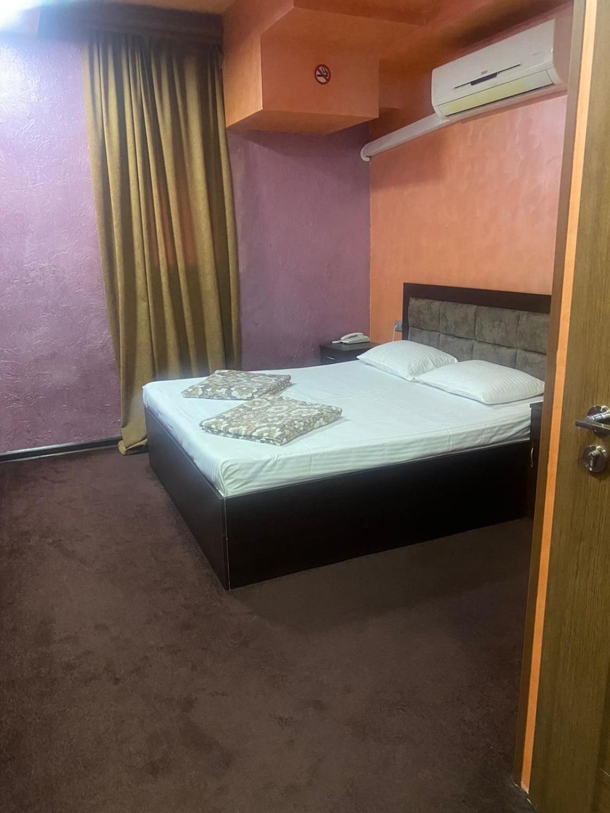HOTEL N1