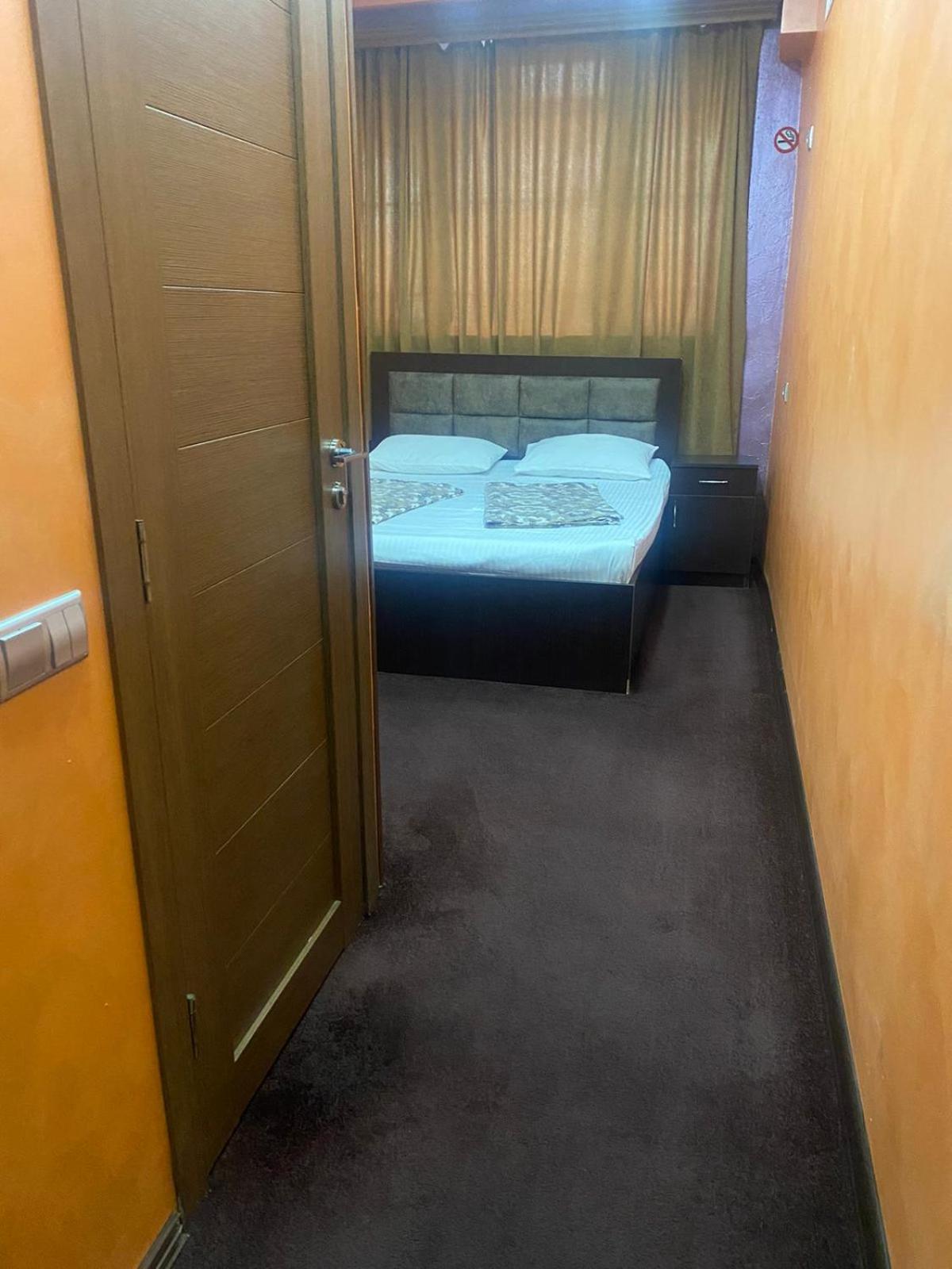 HOTEL N1
