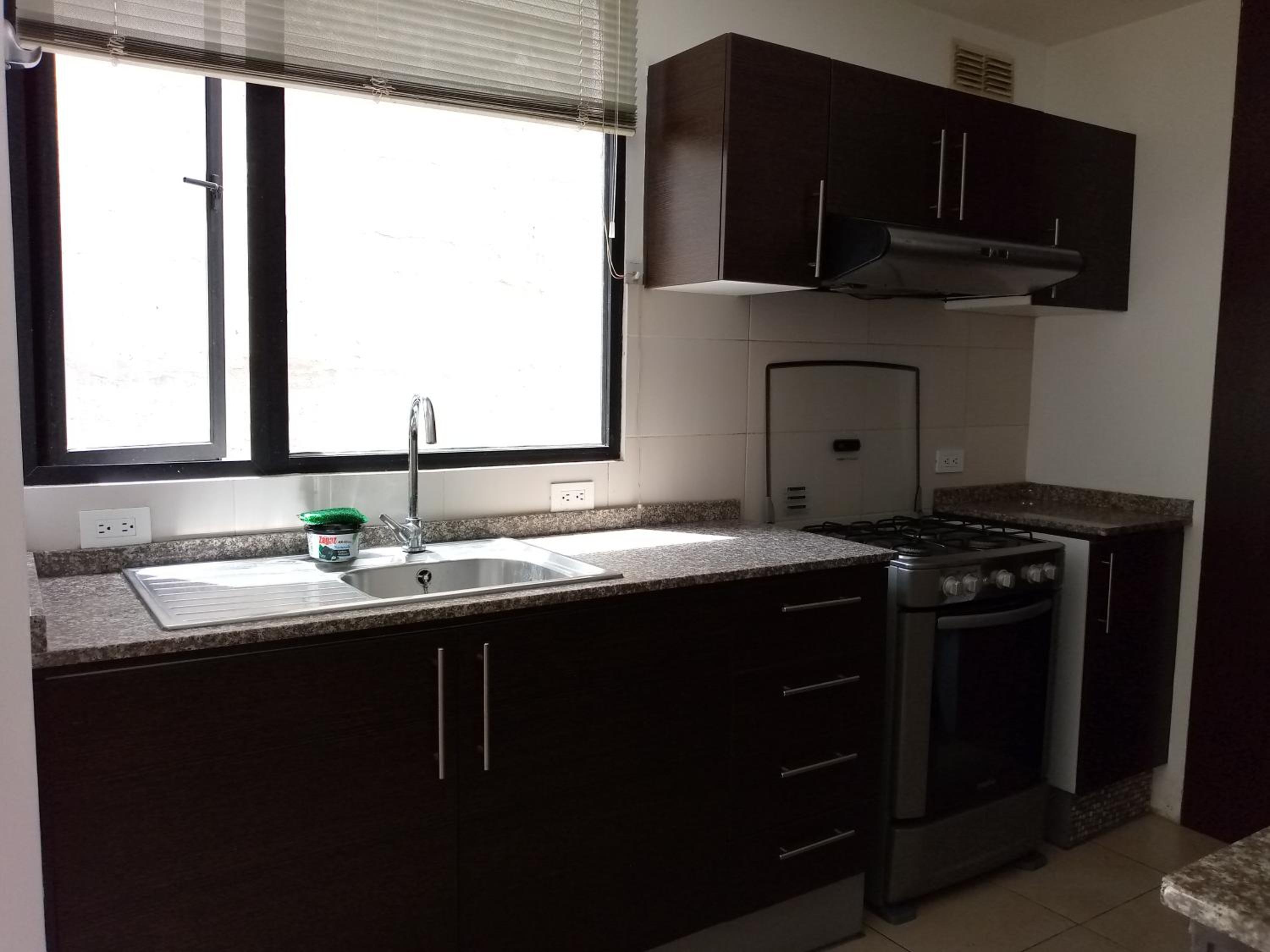 Excepcional apartamento cerca de todo