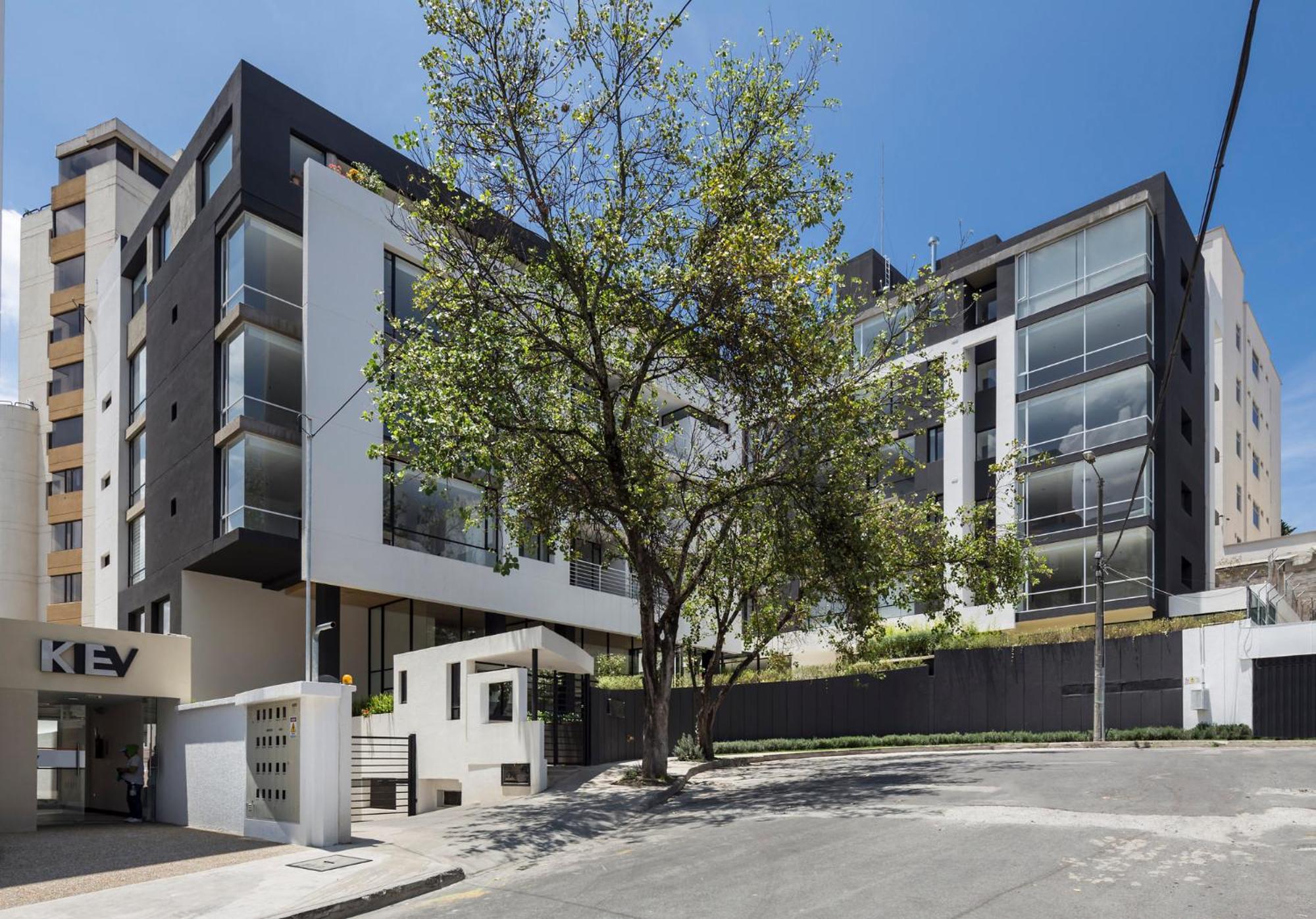 Excepcional apartamento cerca de todo