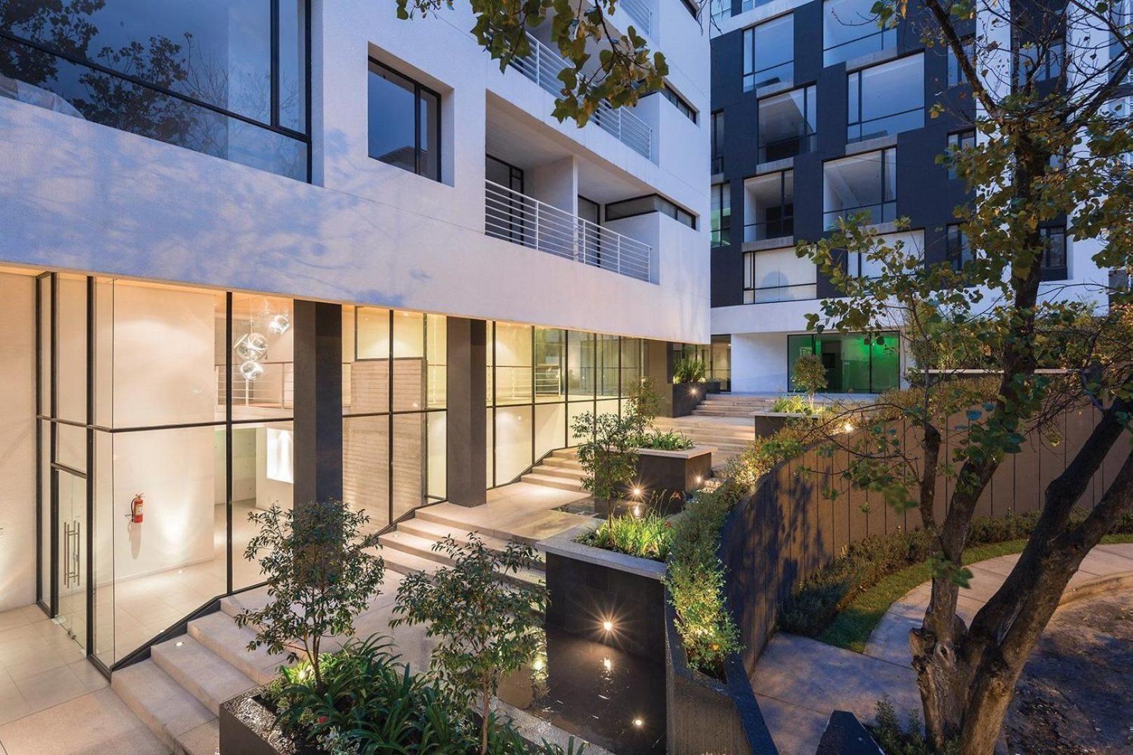 Excepcional apartamento cerca de todo