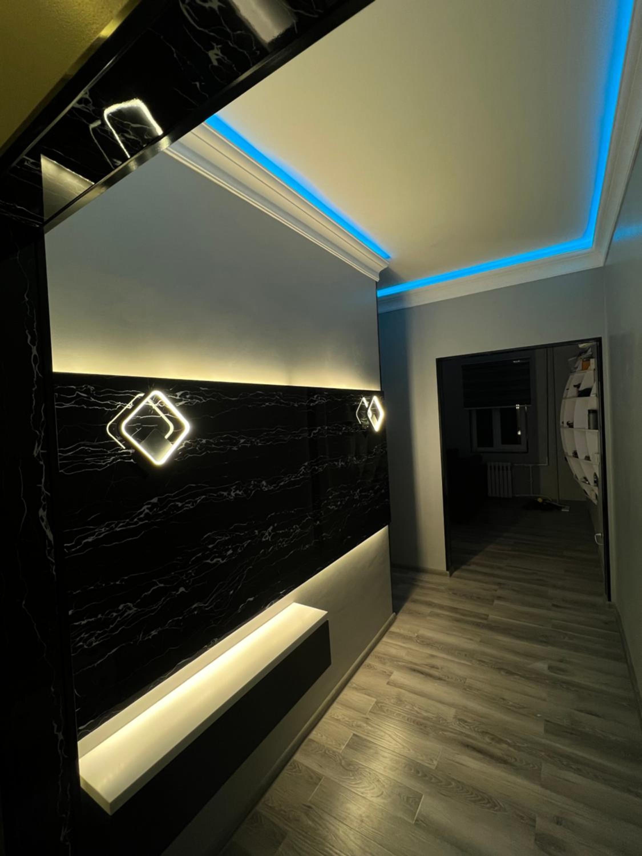 Modern Canadian Style Unit view 4