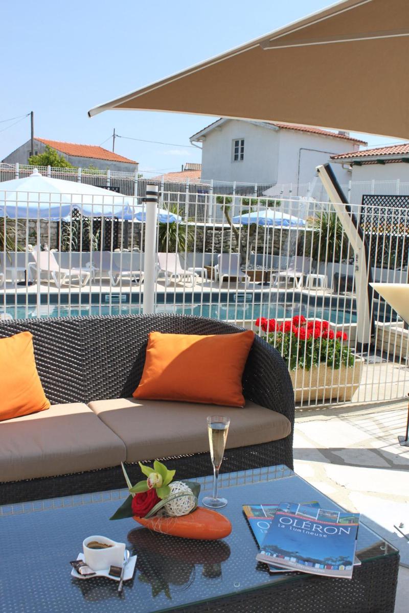 outdoor BBQ area