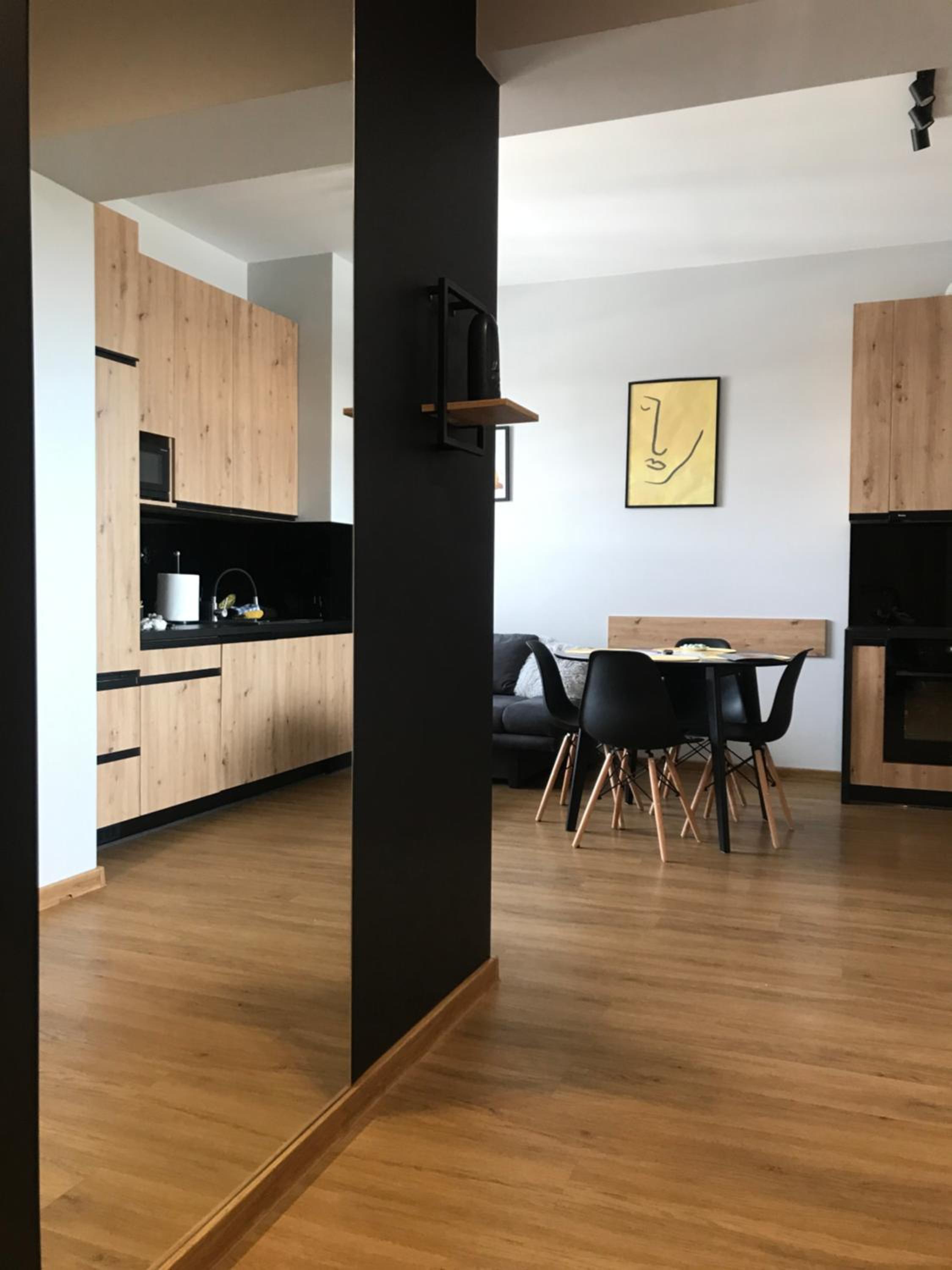 Apartament No82 Yellow Holiday Home Zator view 5