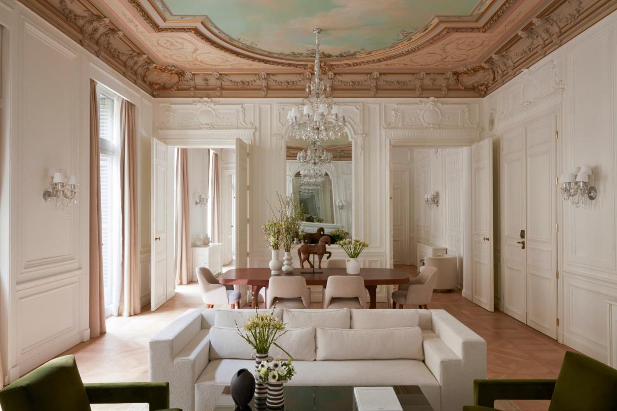 Maison Delano Paris 25