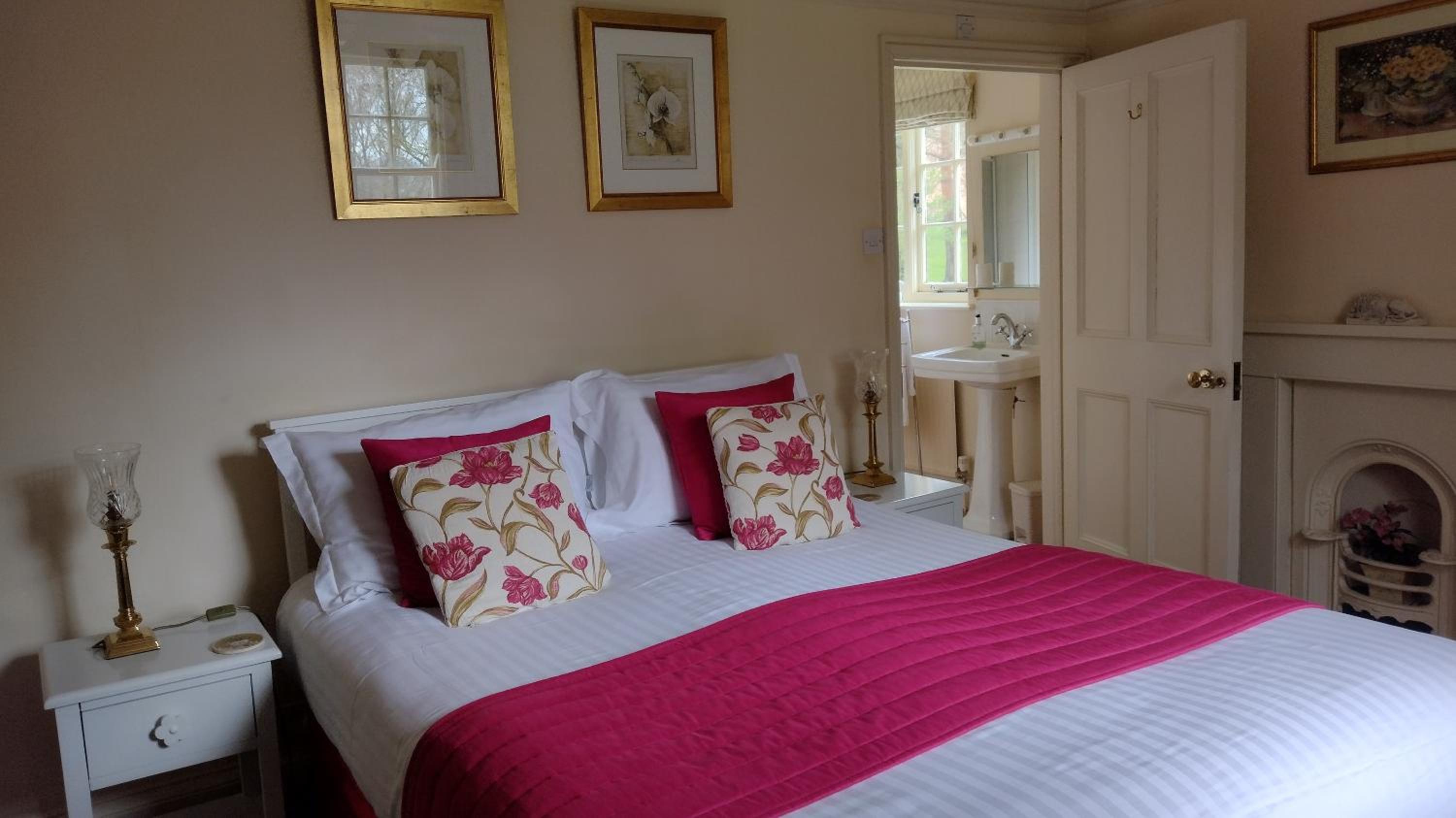 Buckley Farmhouse Bed and Breakfast