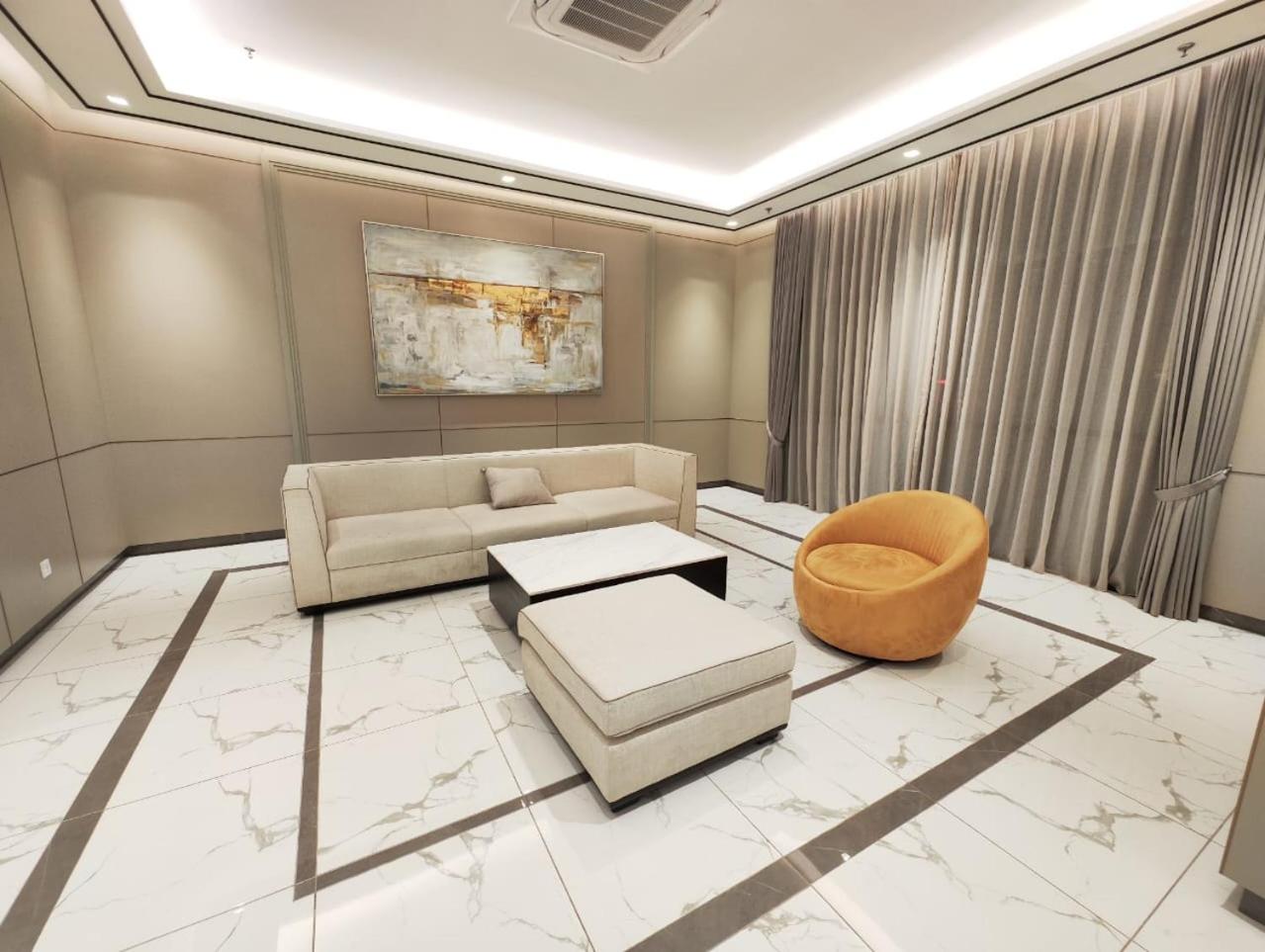 Paradigm Mall Perfect City View 4pax