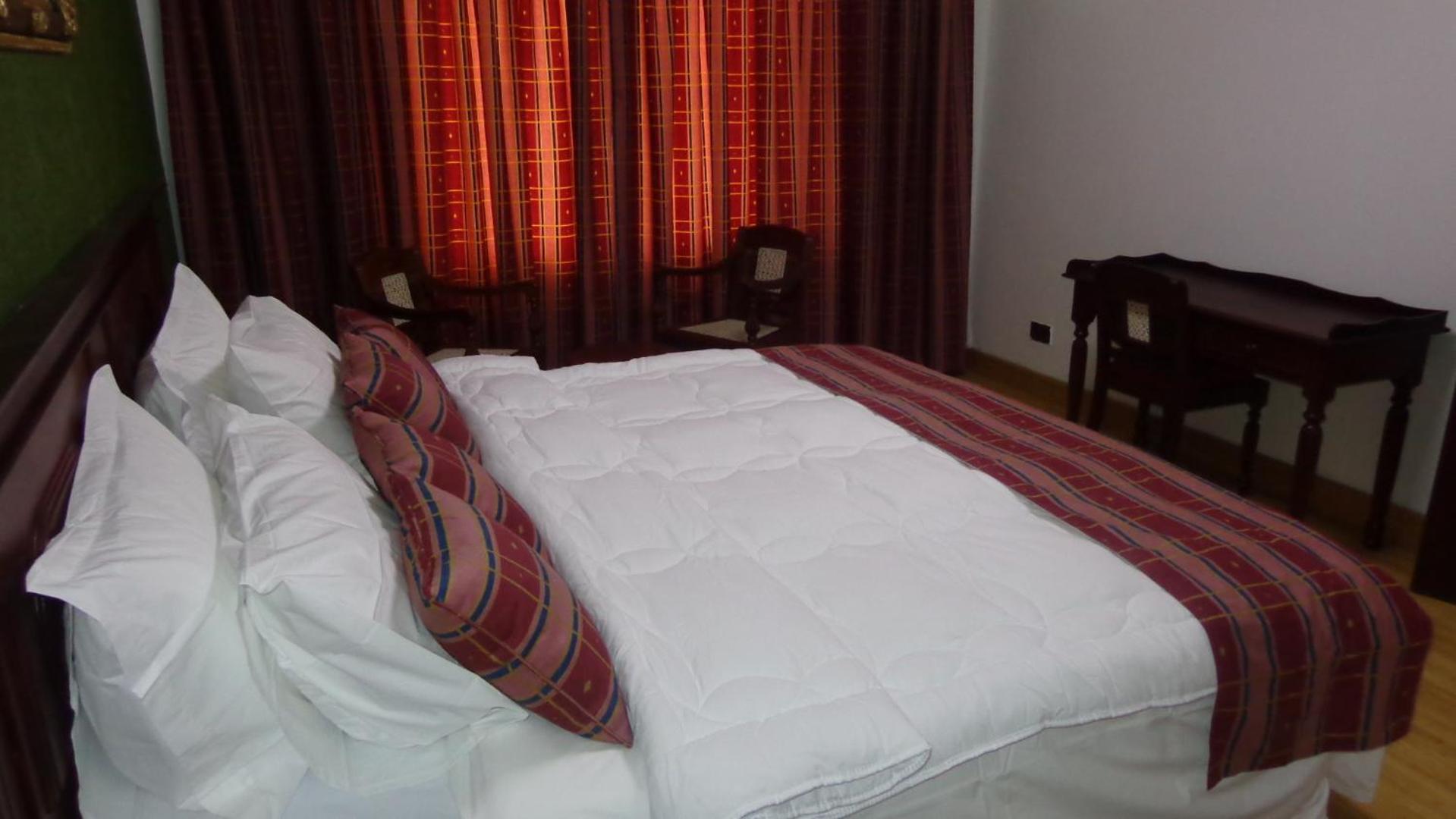 Eagle Palace Hotel