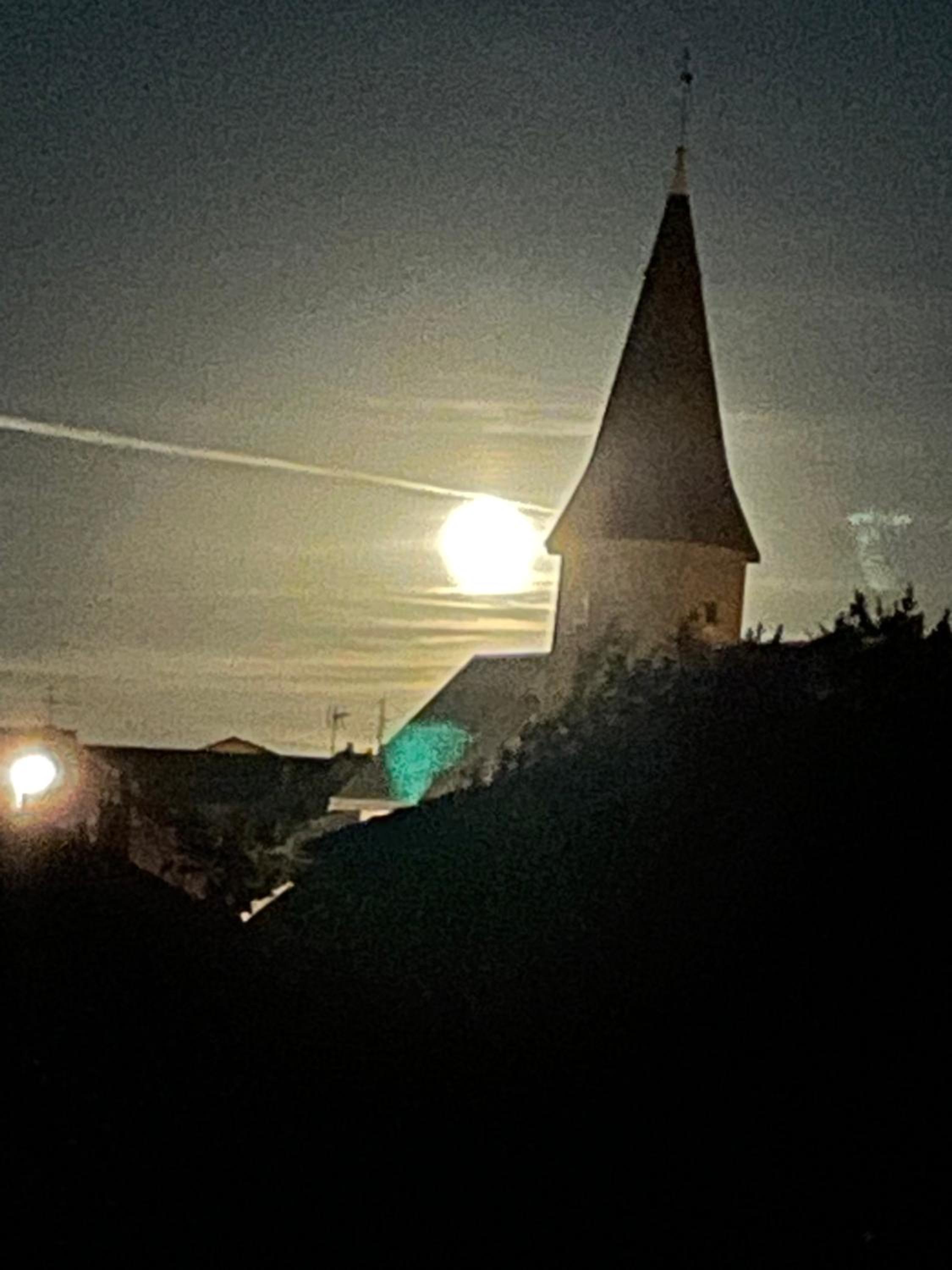 Photo 35