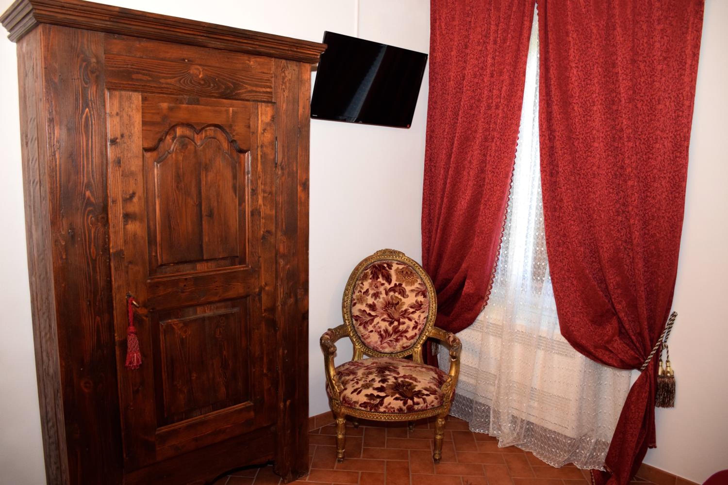 Antiche Dimore San Felice view 5