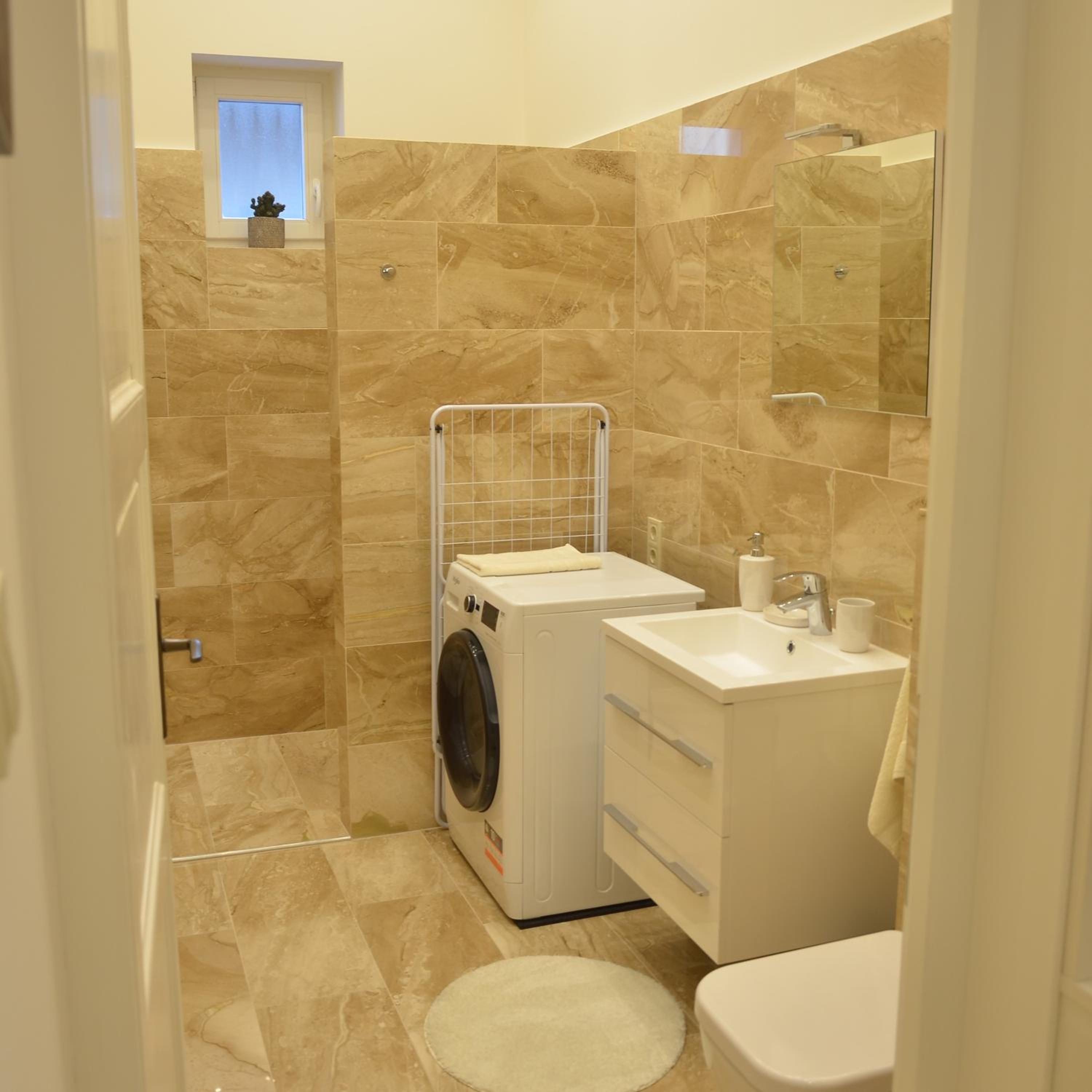 Elegant Apartman Eger