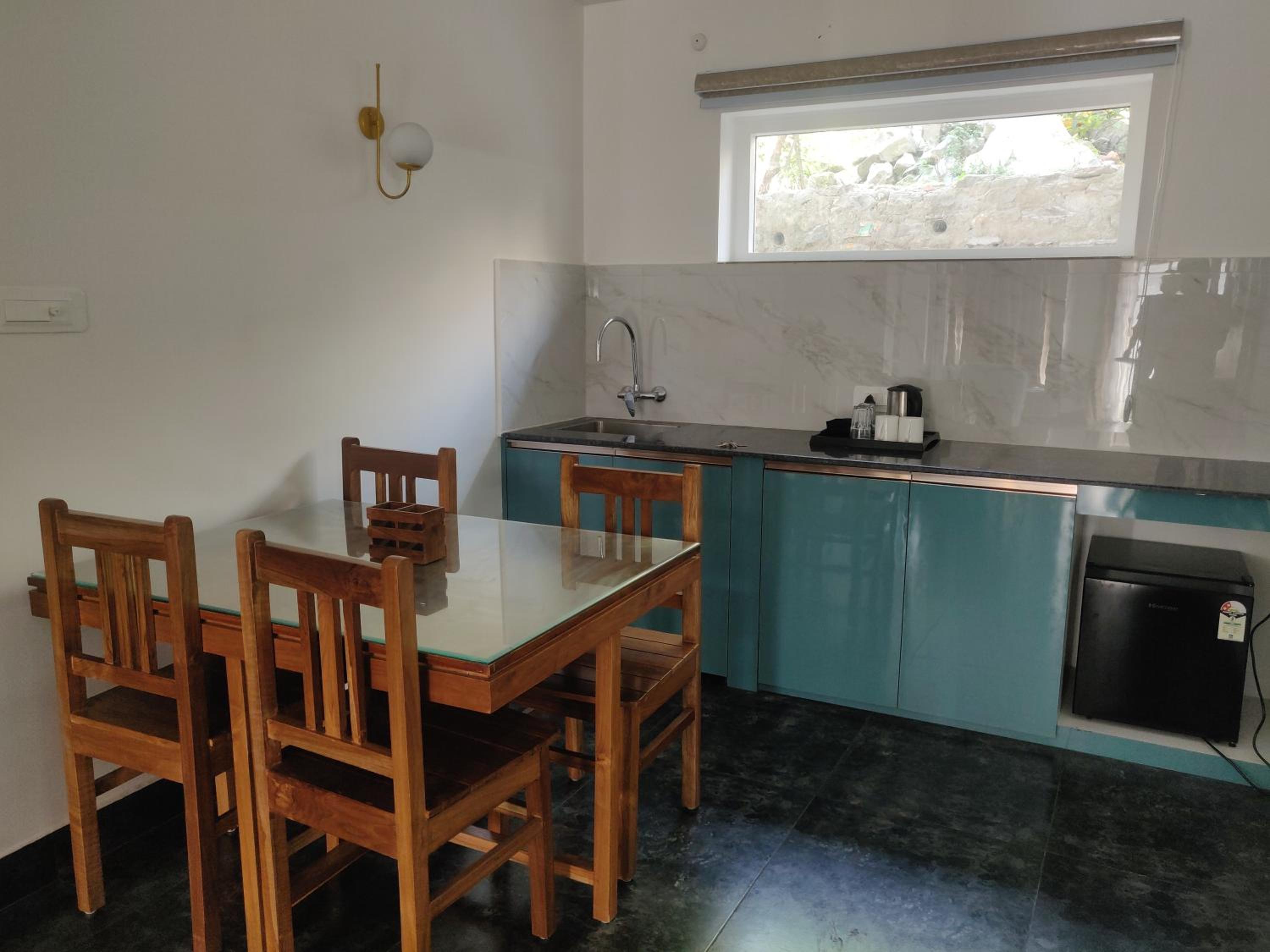 The Periwinkle Homestay Bhimtal