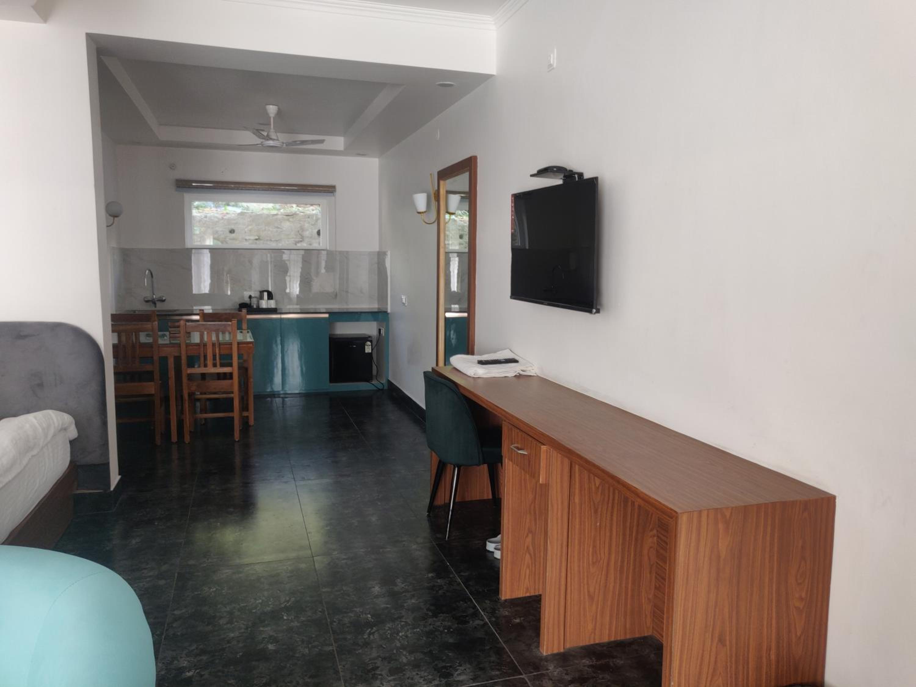 The Periwinkle Homestay Bhimtal