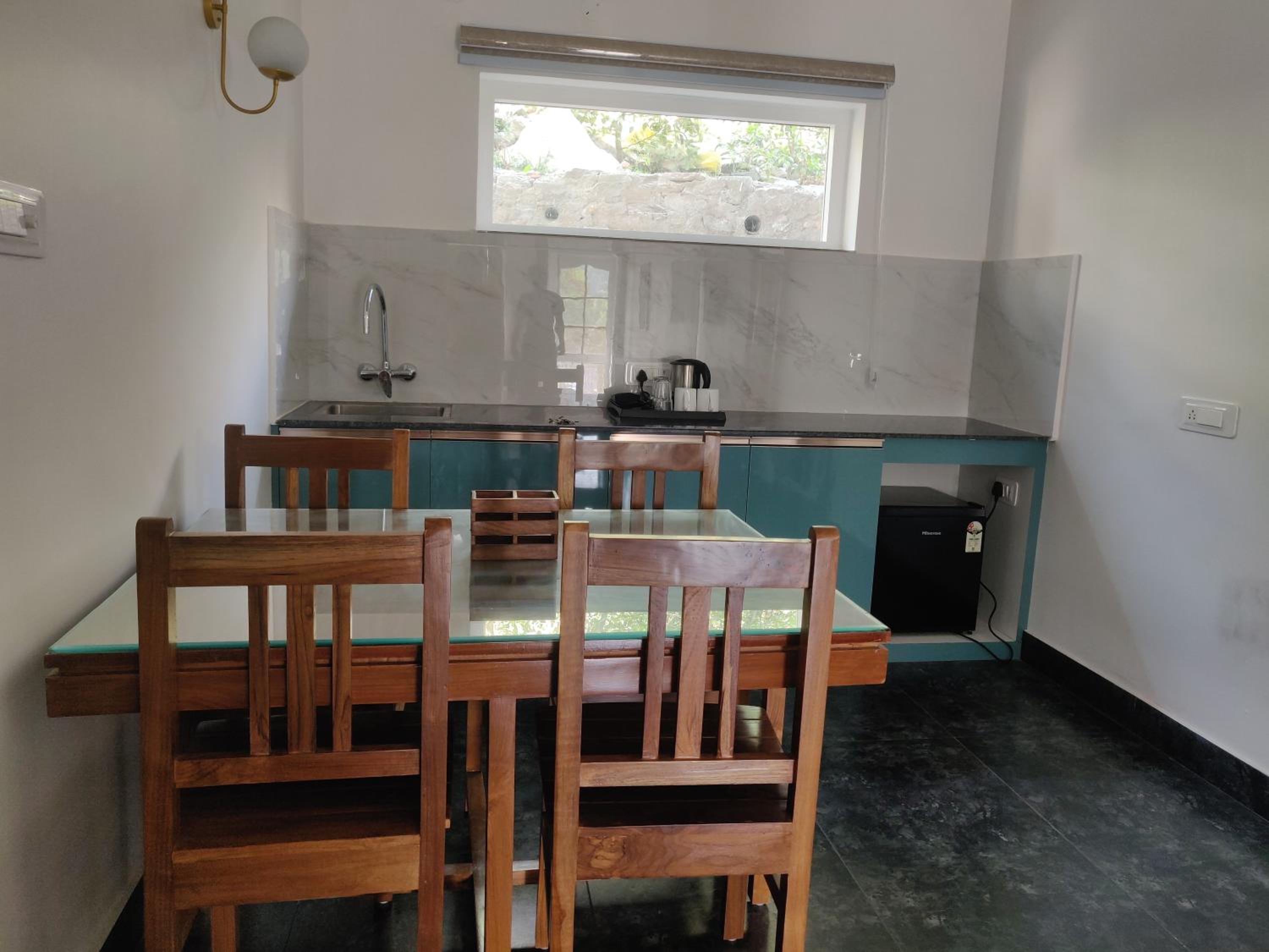 The Periwinkle Homestay Bhimtal