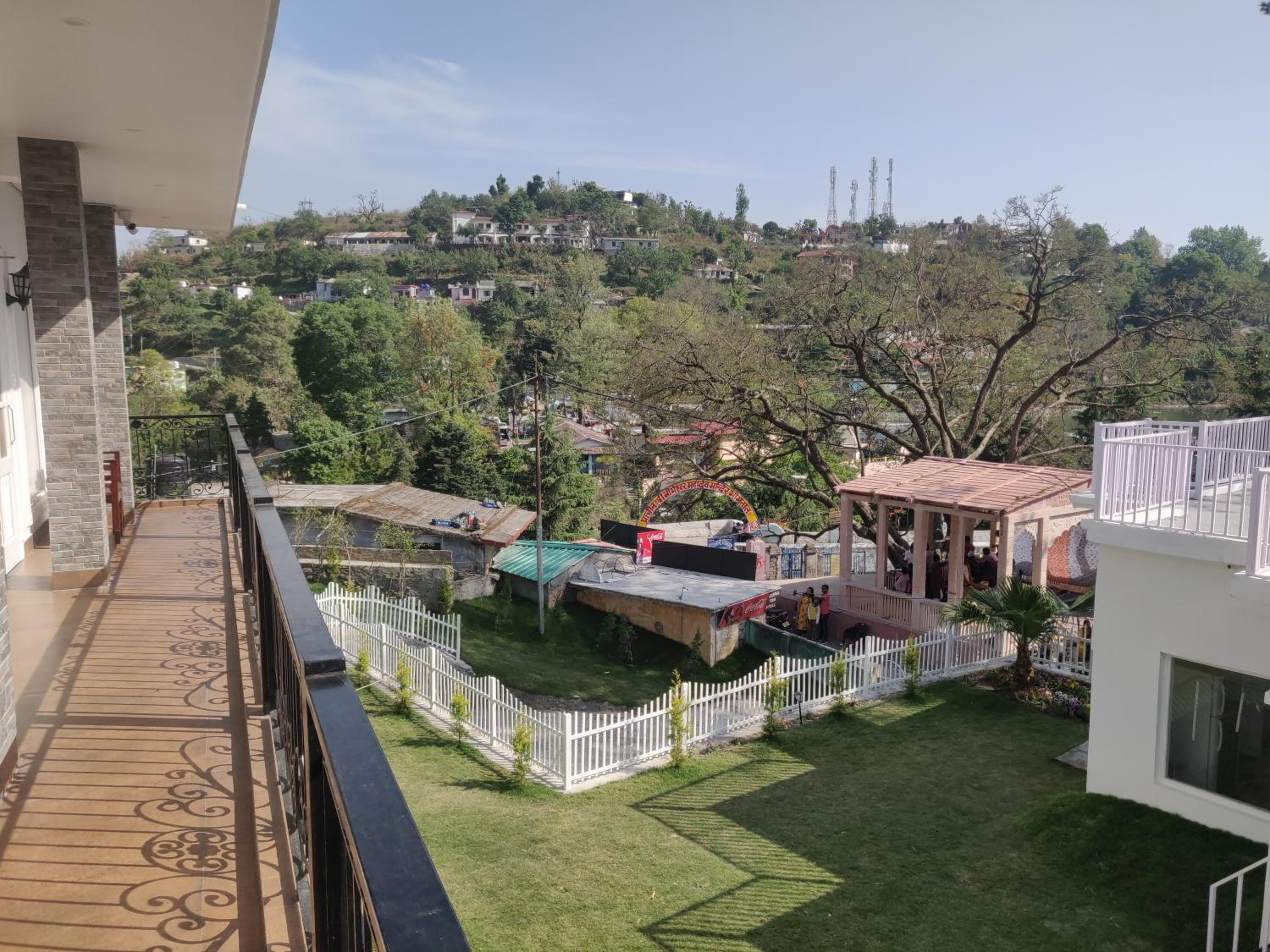 The Periwinkle Homestay Bhimtal