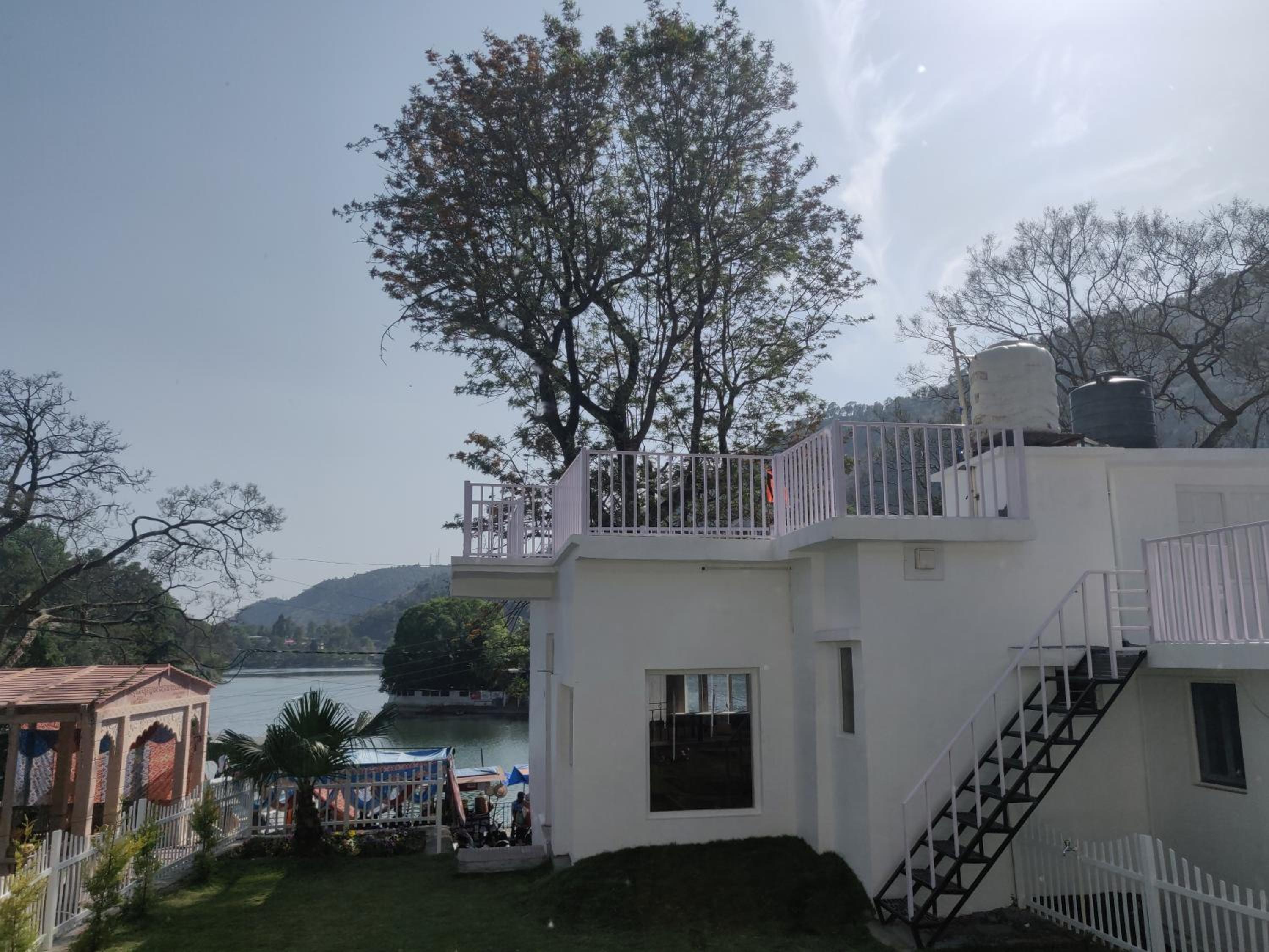 The Periwinkle Homestay Bhimtal