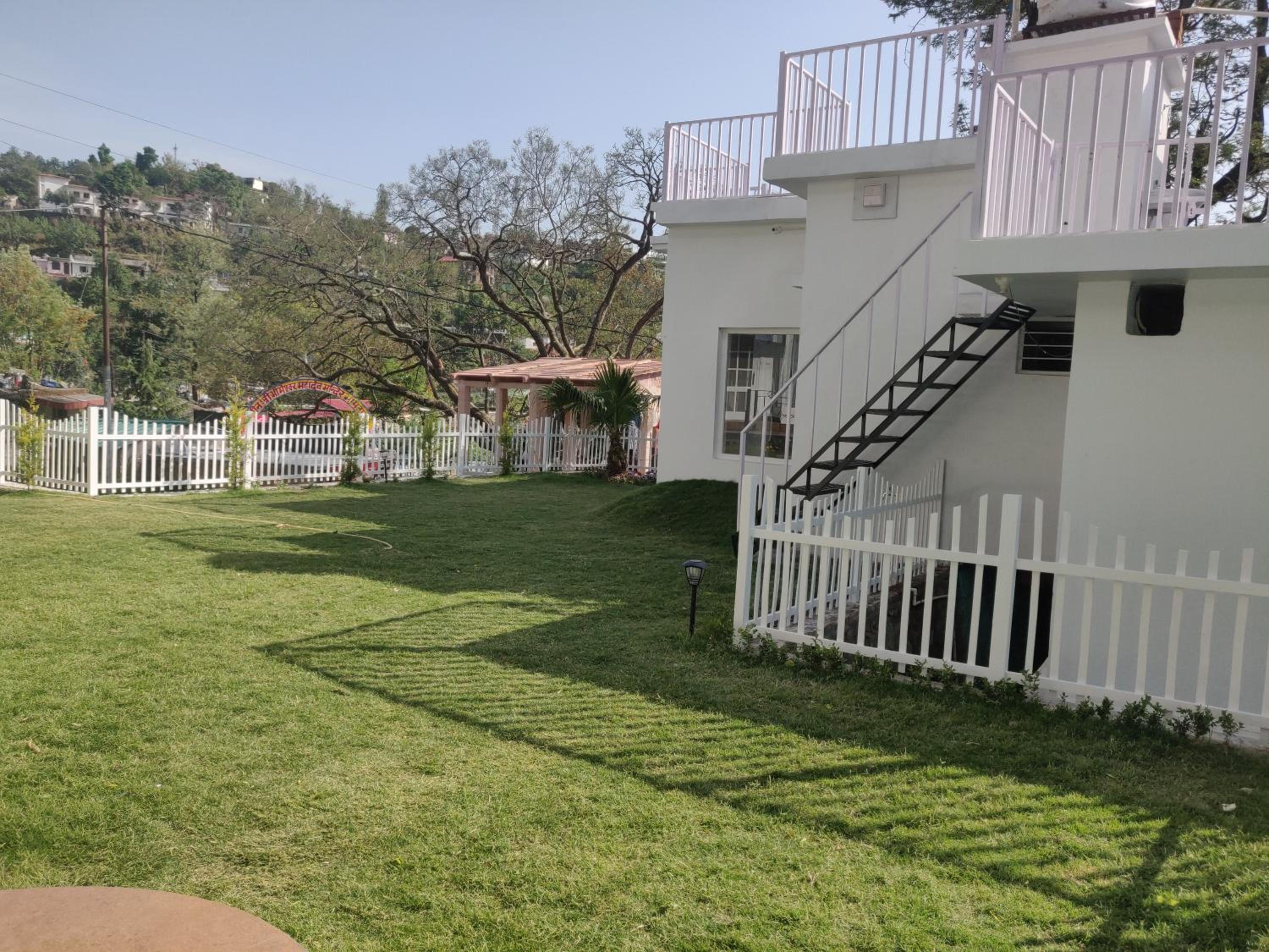 The Periwinkle Homestay Bhimtal