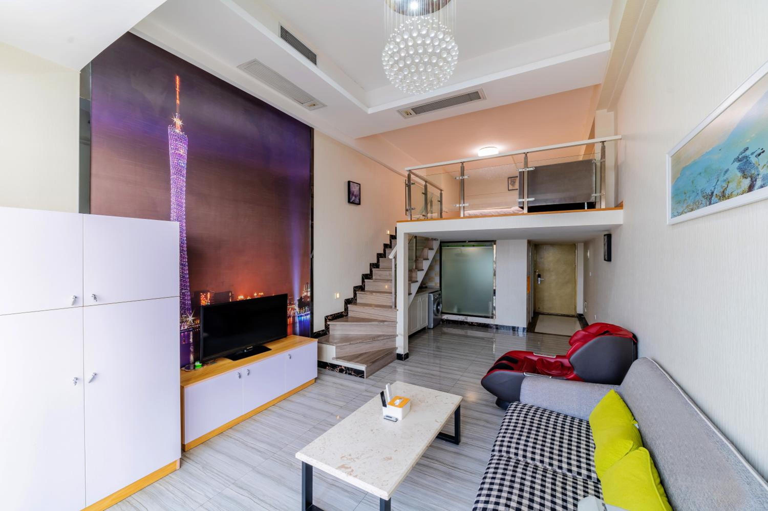 April Fair Duplex Apartment Guangzhou South Railway Station Ao Yuan Yue Shi Dai Branch