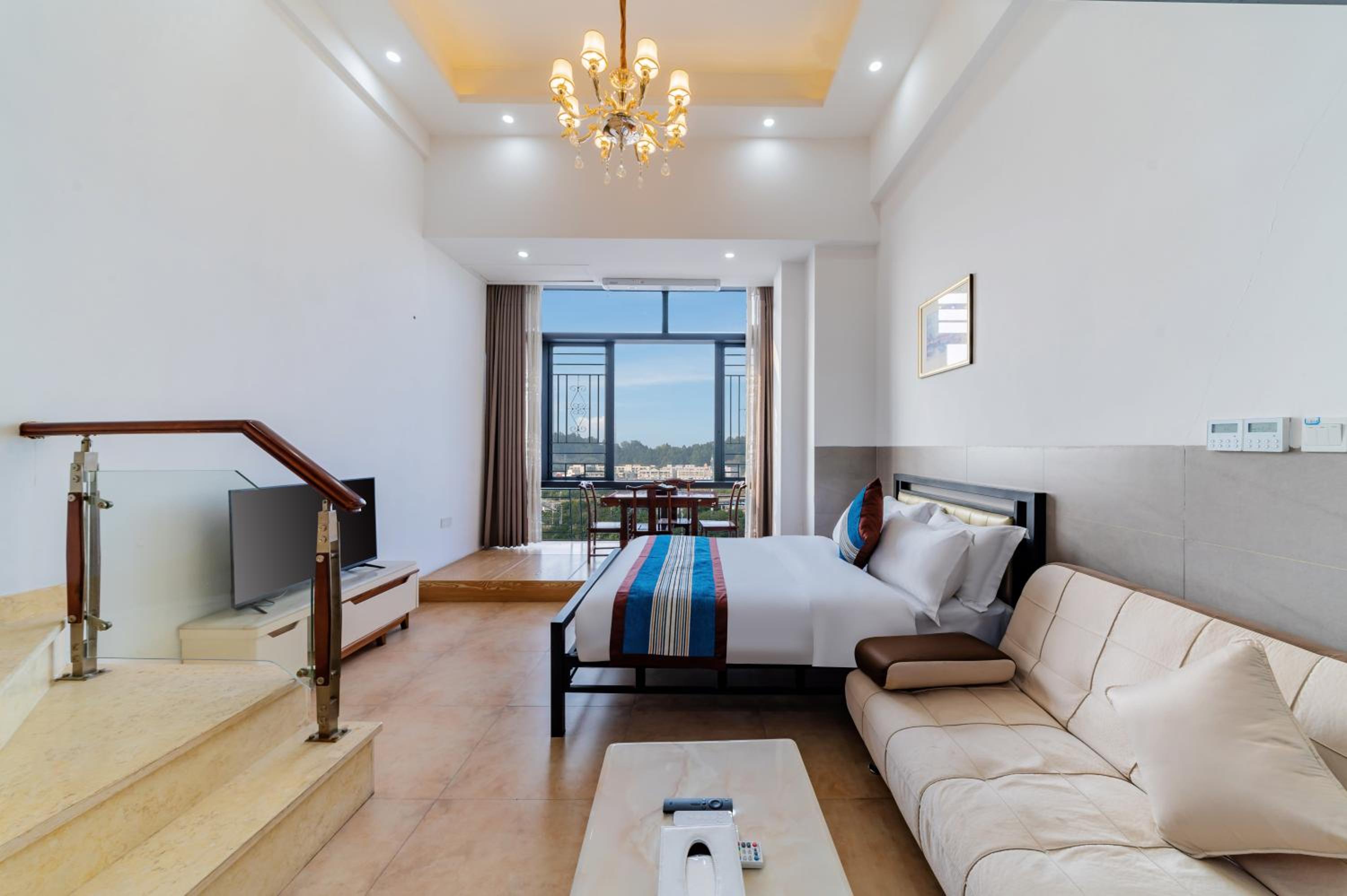 April Fair Duplex Apartment Guangzhou South Railway Station Ao Yuan Yue Shi Dai Branch