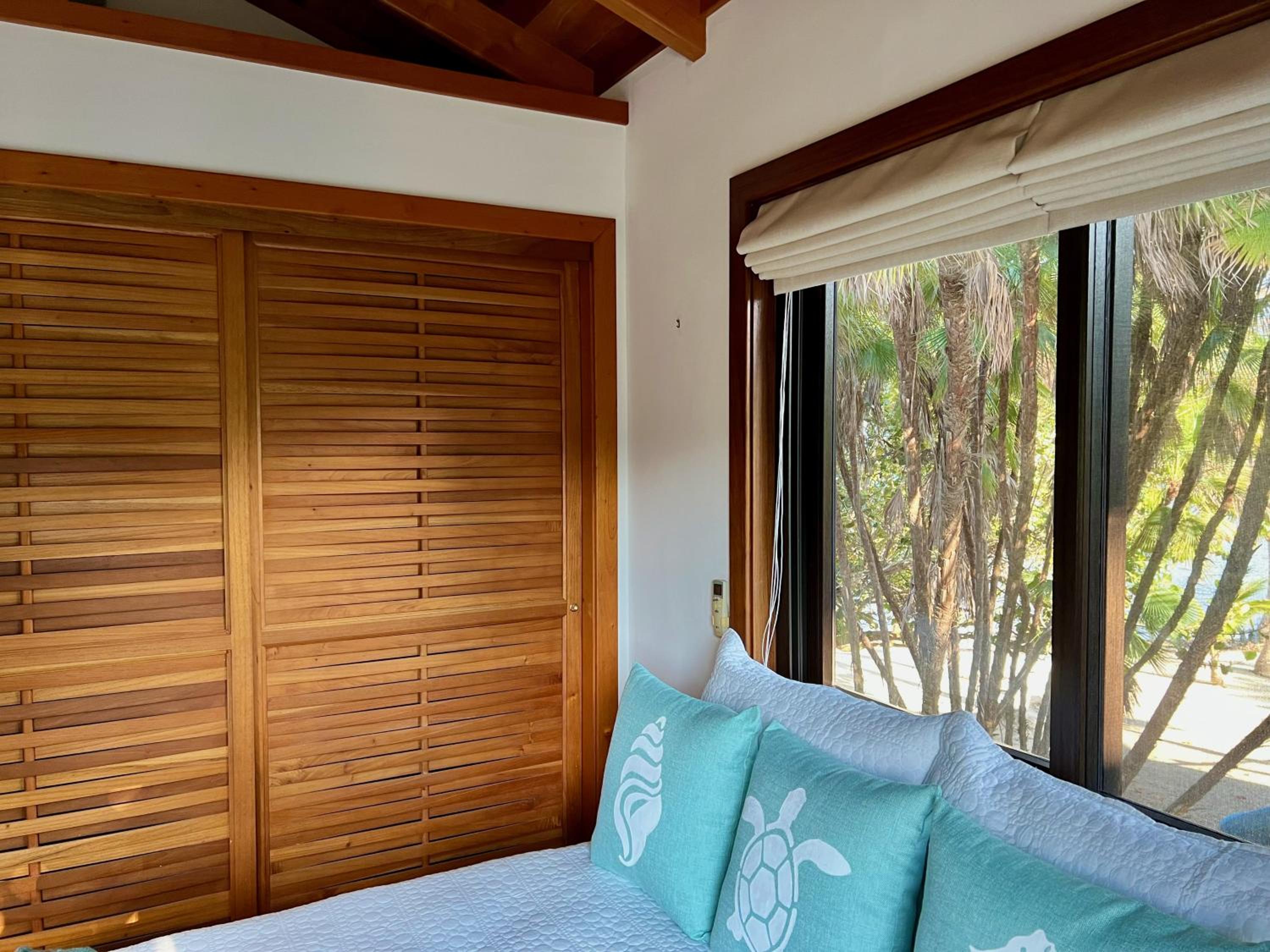 Beachfront Home Kissin' the Caribbean - BELLA SWAY BELIZE
