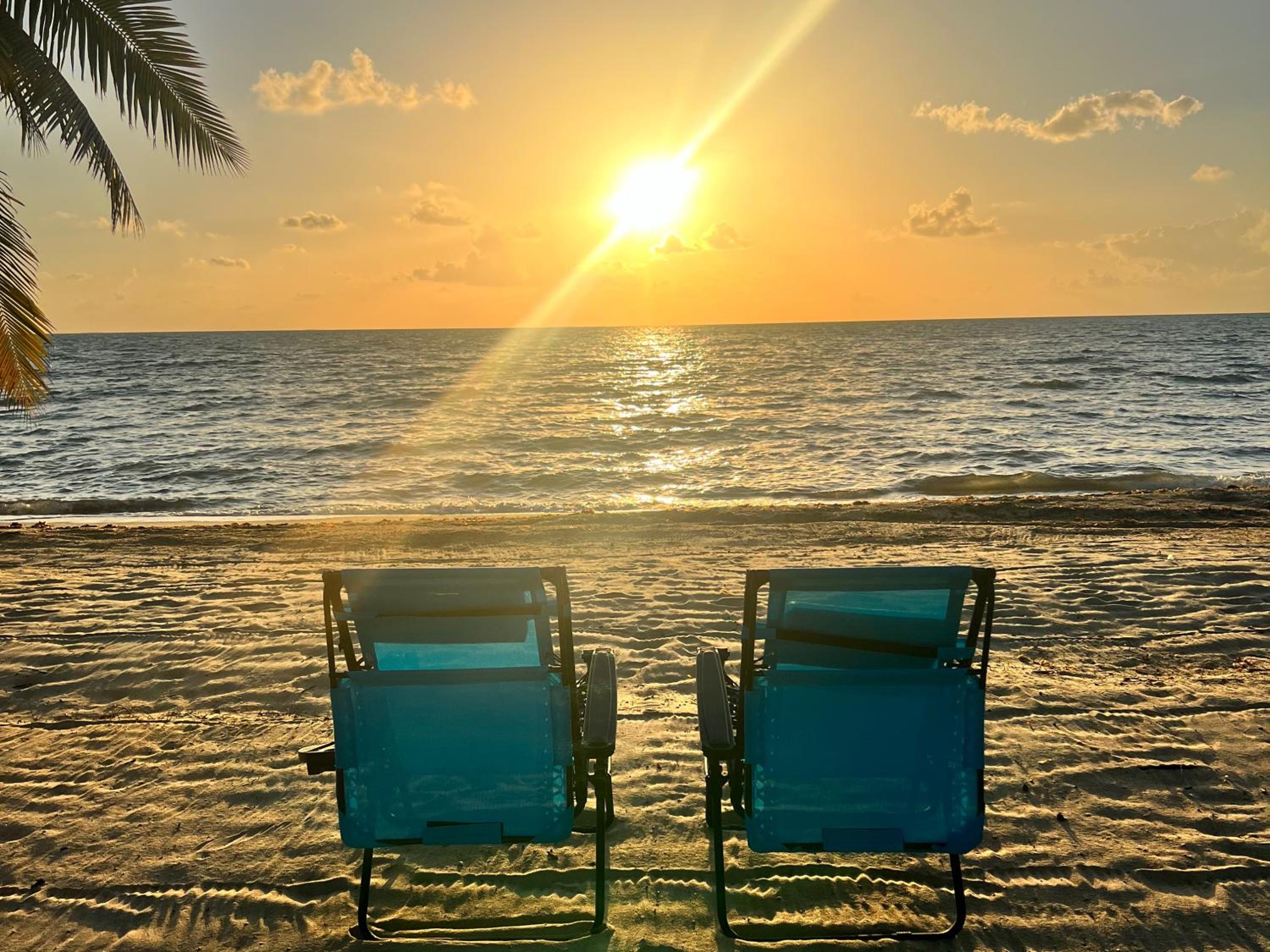 Beachfront Home Kissin' the Caribbean - BELLA SWAY BELIZE