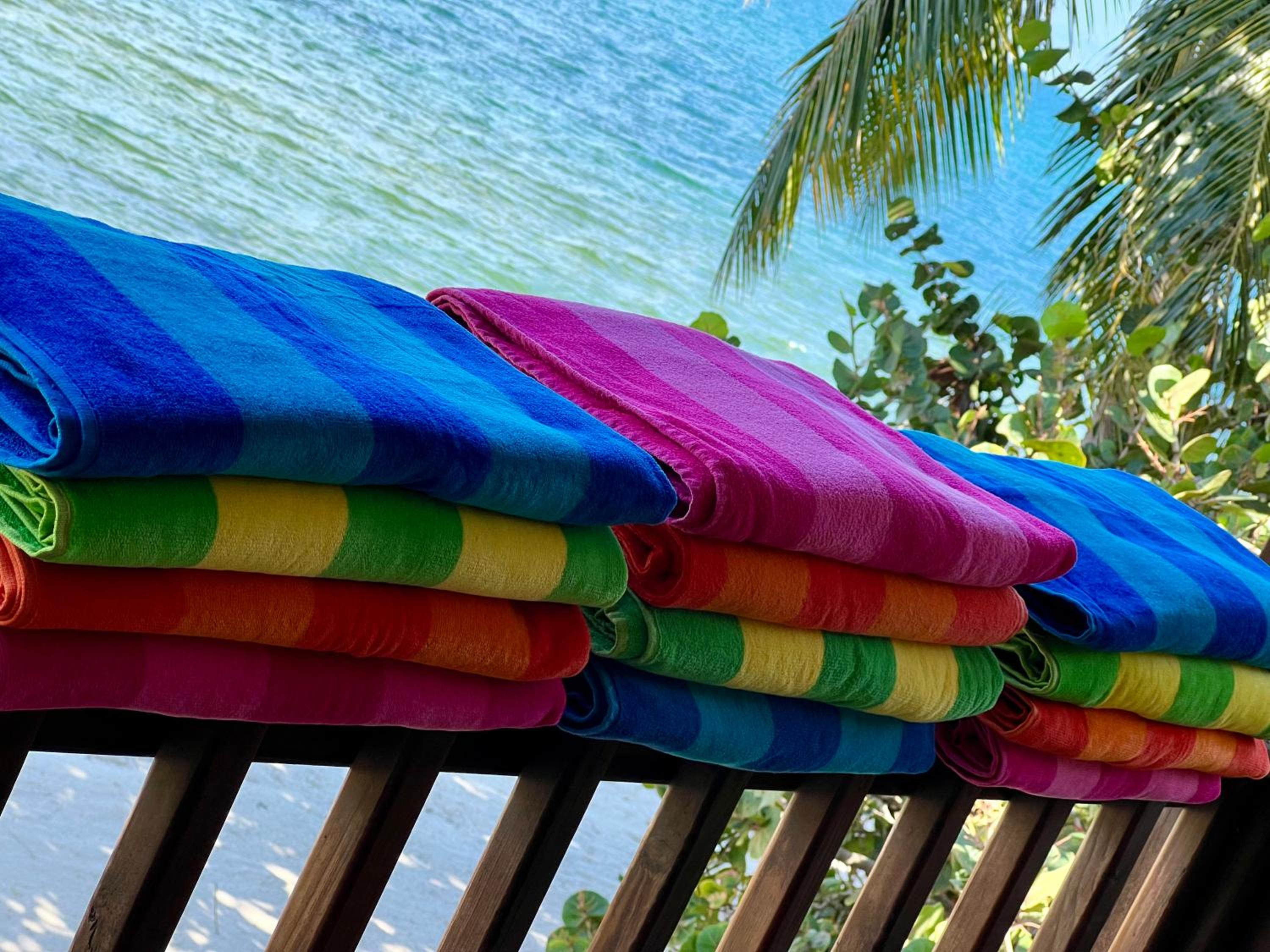 Beachfront Home Kissin' the Caribbean - BELLA SWAY BELIZE