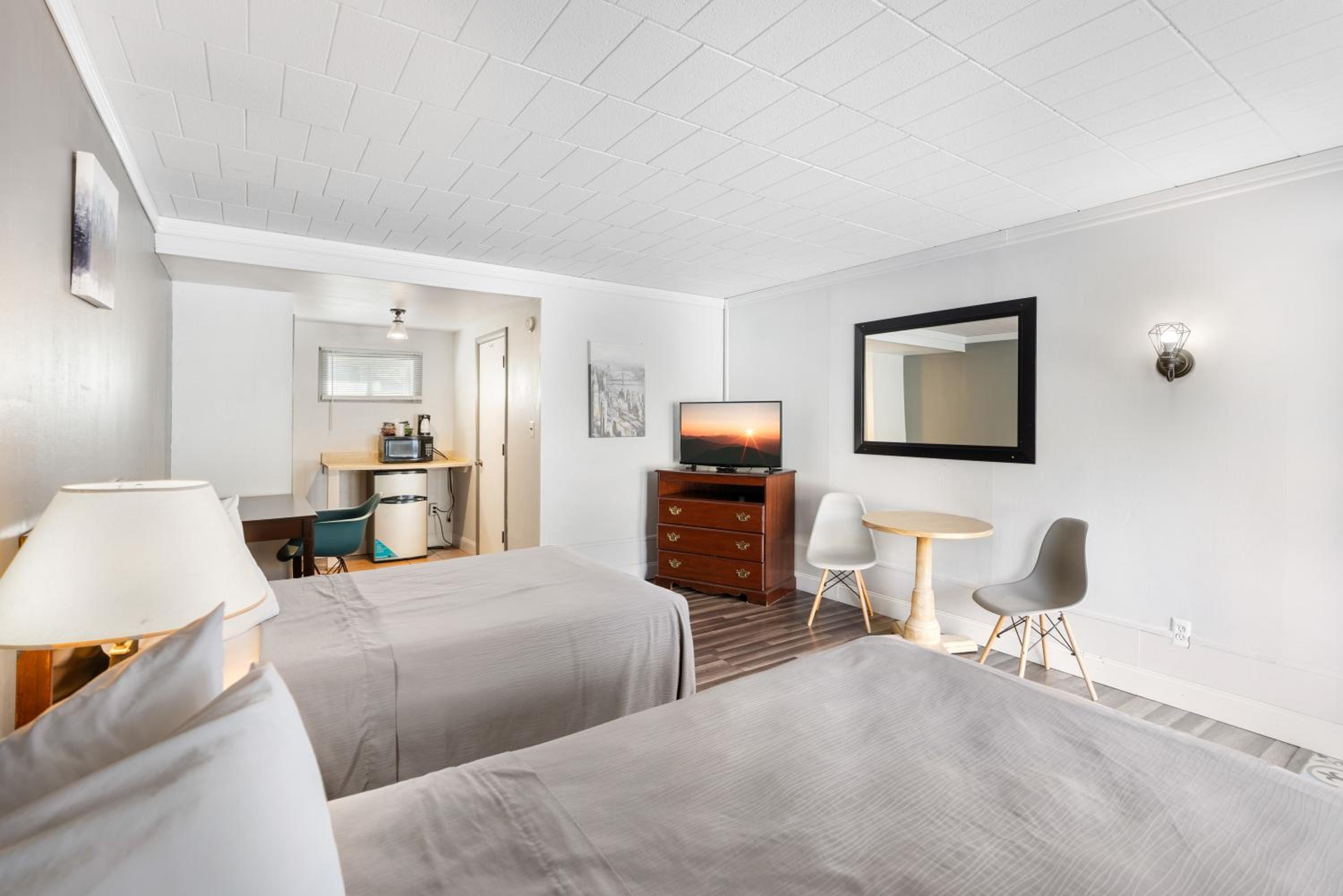 FairBridge Inn and Suites West Point - Property Image 39