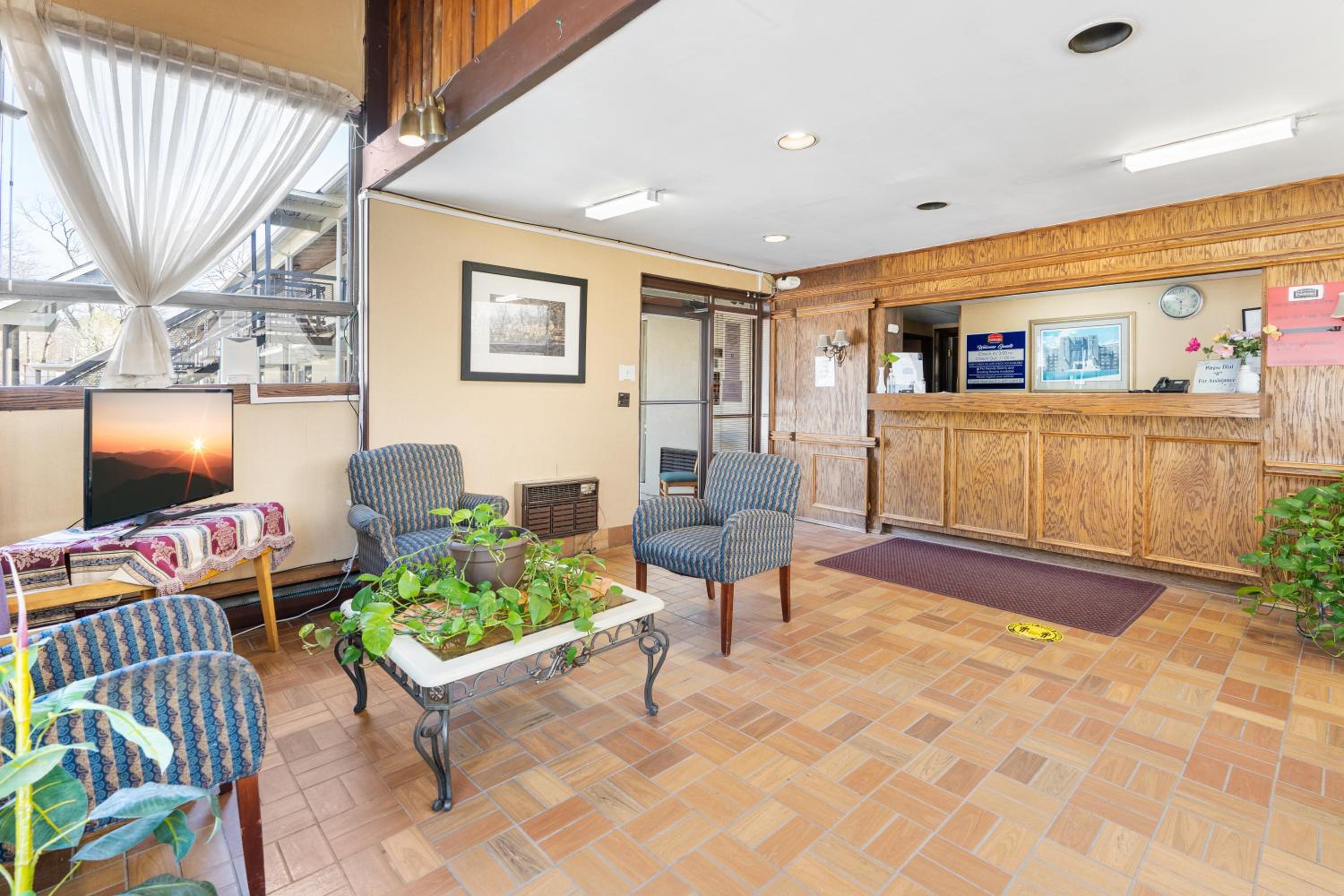 FairBridge Inn and Suites West Point - Property Image 43