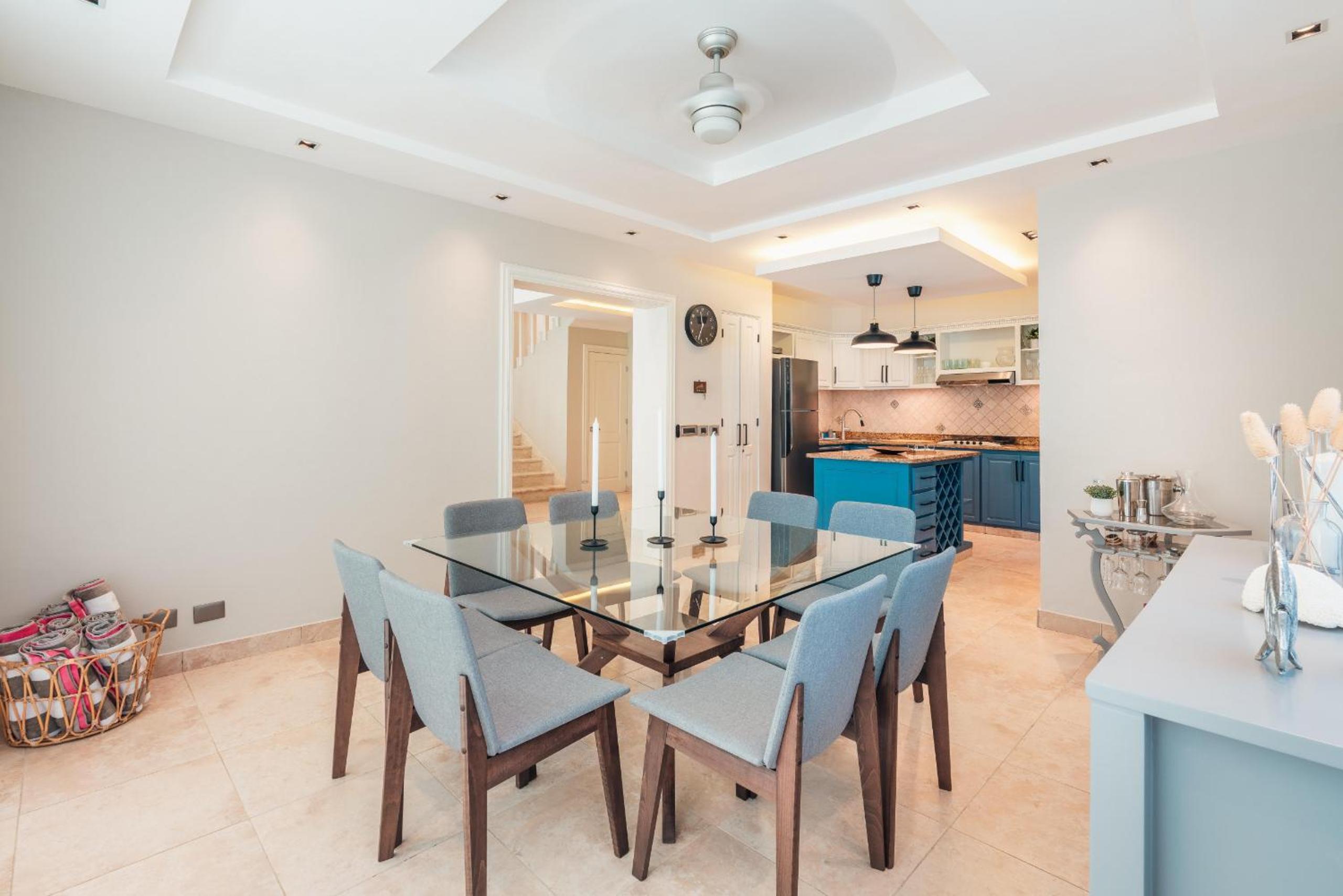 Enjoy this modern pet and family friendly villa B6 view 4