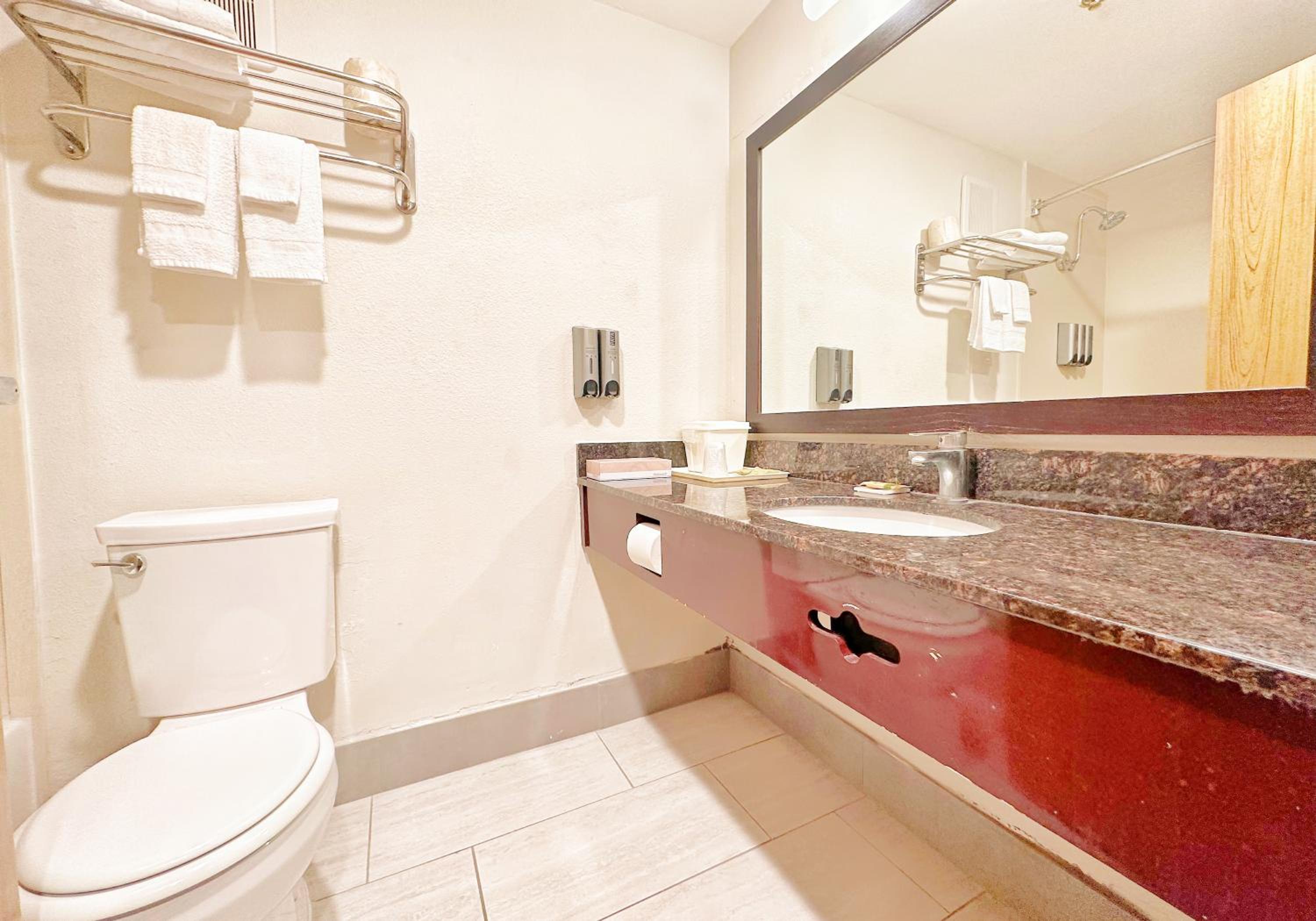 Lincoln Hotel Monterey Park Los Angeles - Property Image 7