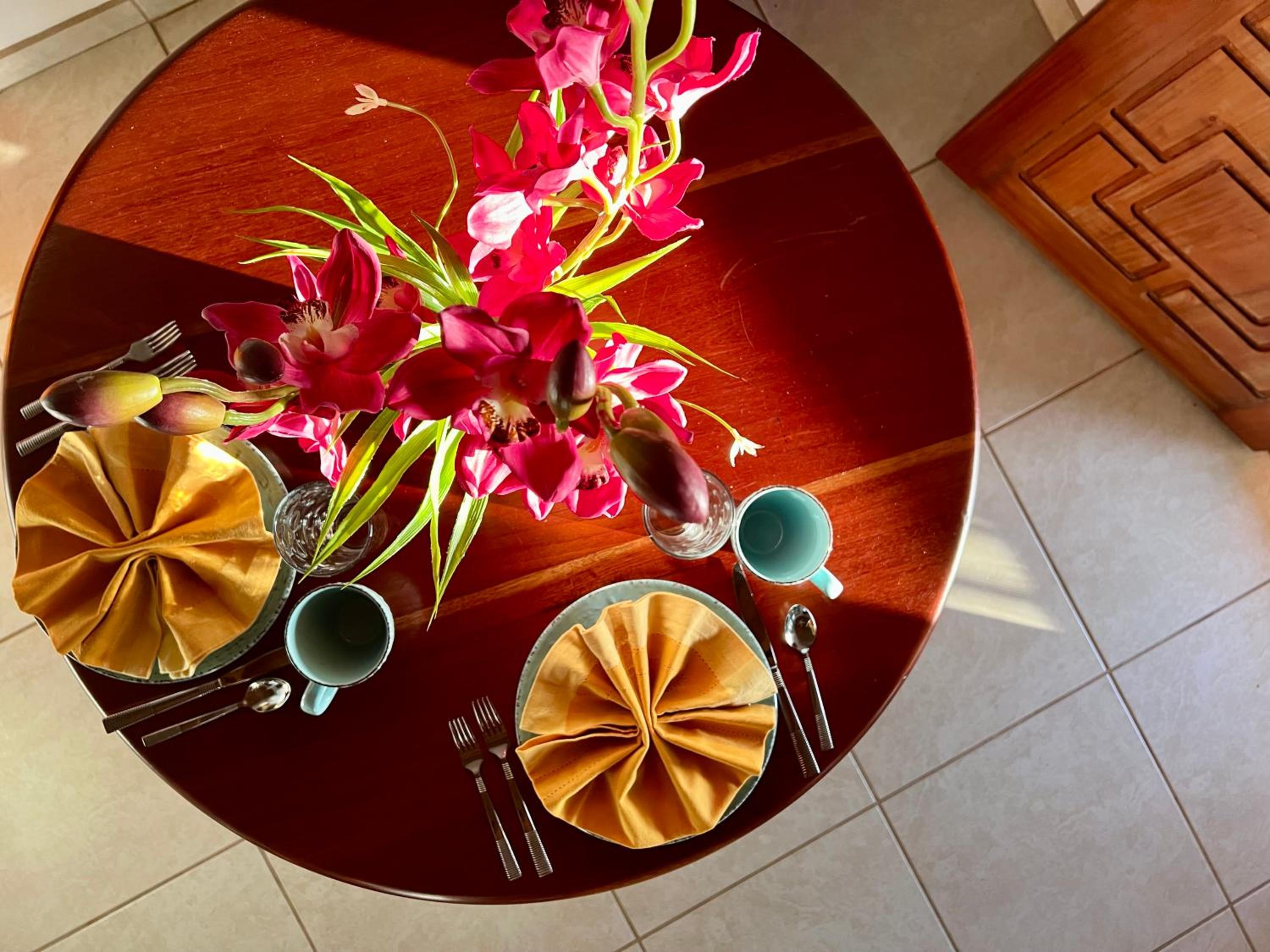 Beachfront Home Kissin' the Caribbean - BELLA SWAY BELIZE