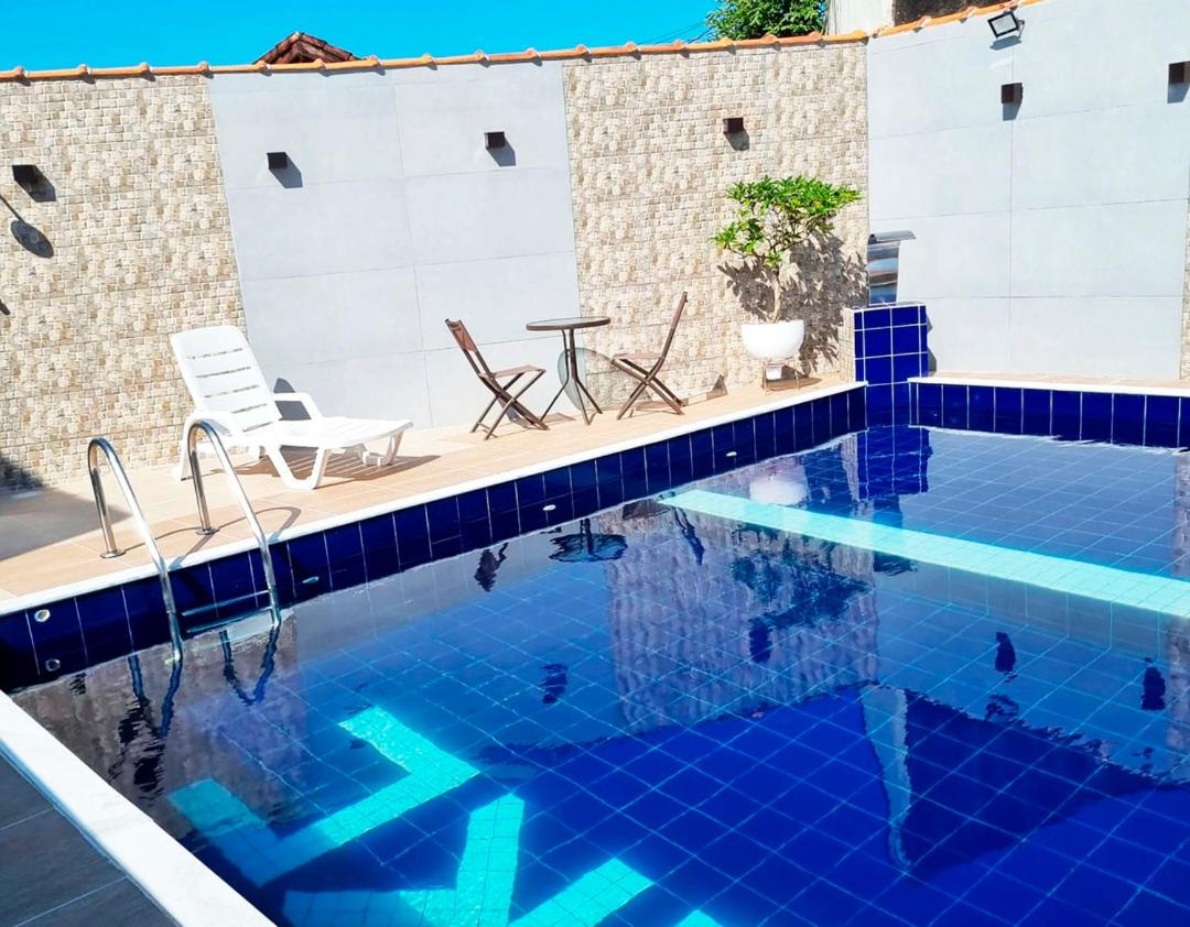 Casa com piscina e Wi Fi em Mongagua SP