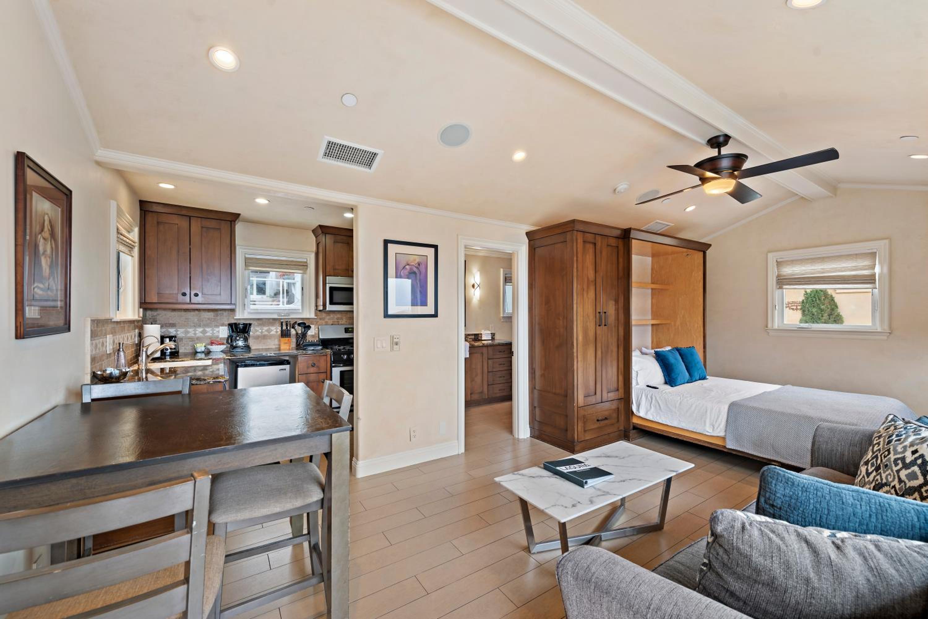 Villa D'Arte at the Retreat in Laguna Beach view 4