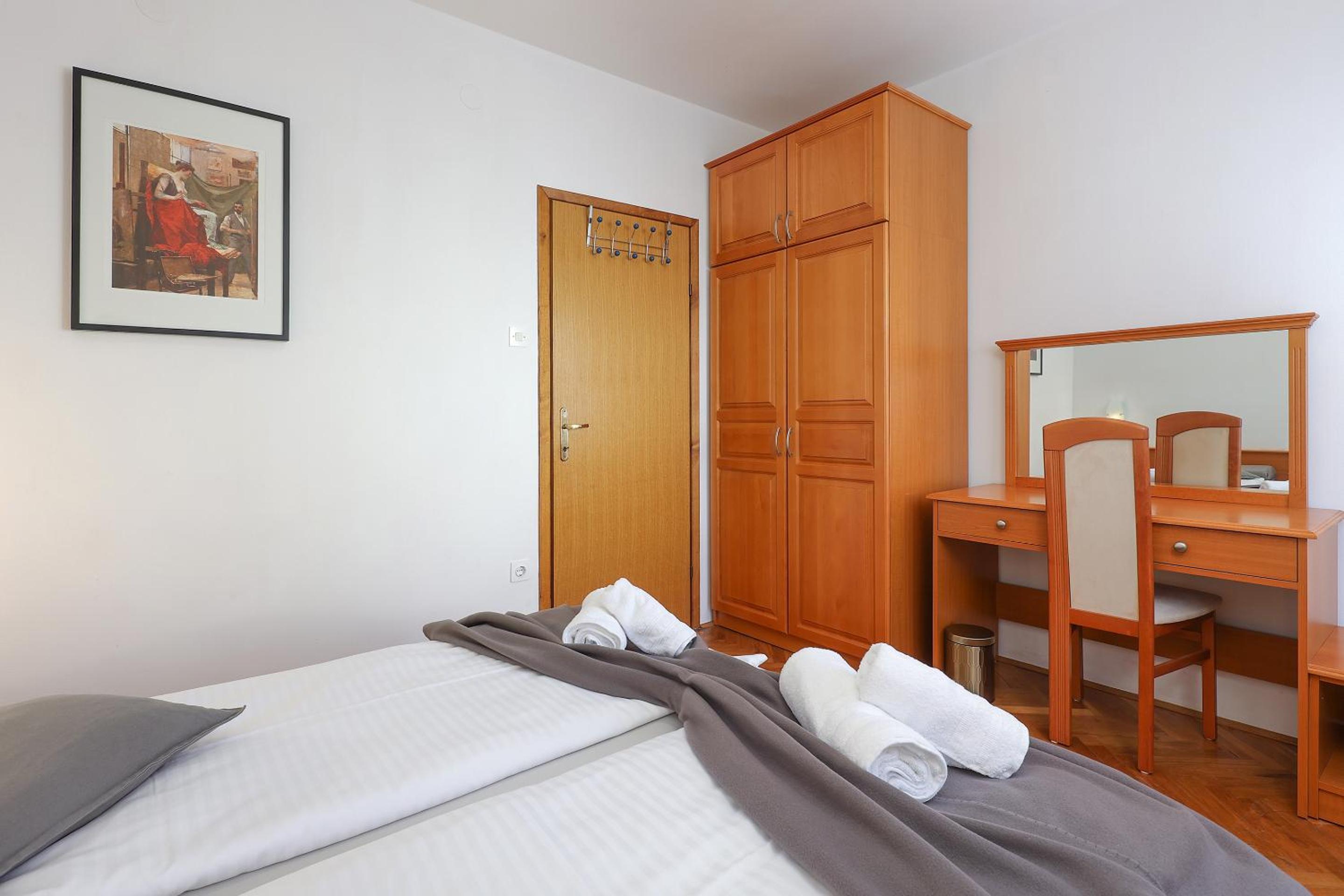 Apartments Villa Bernarda view 4