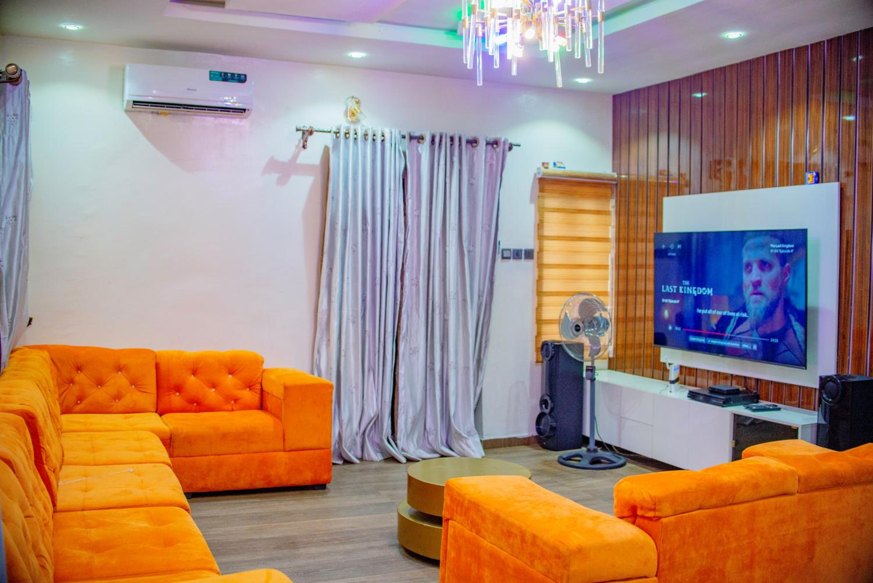 lounge