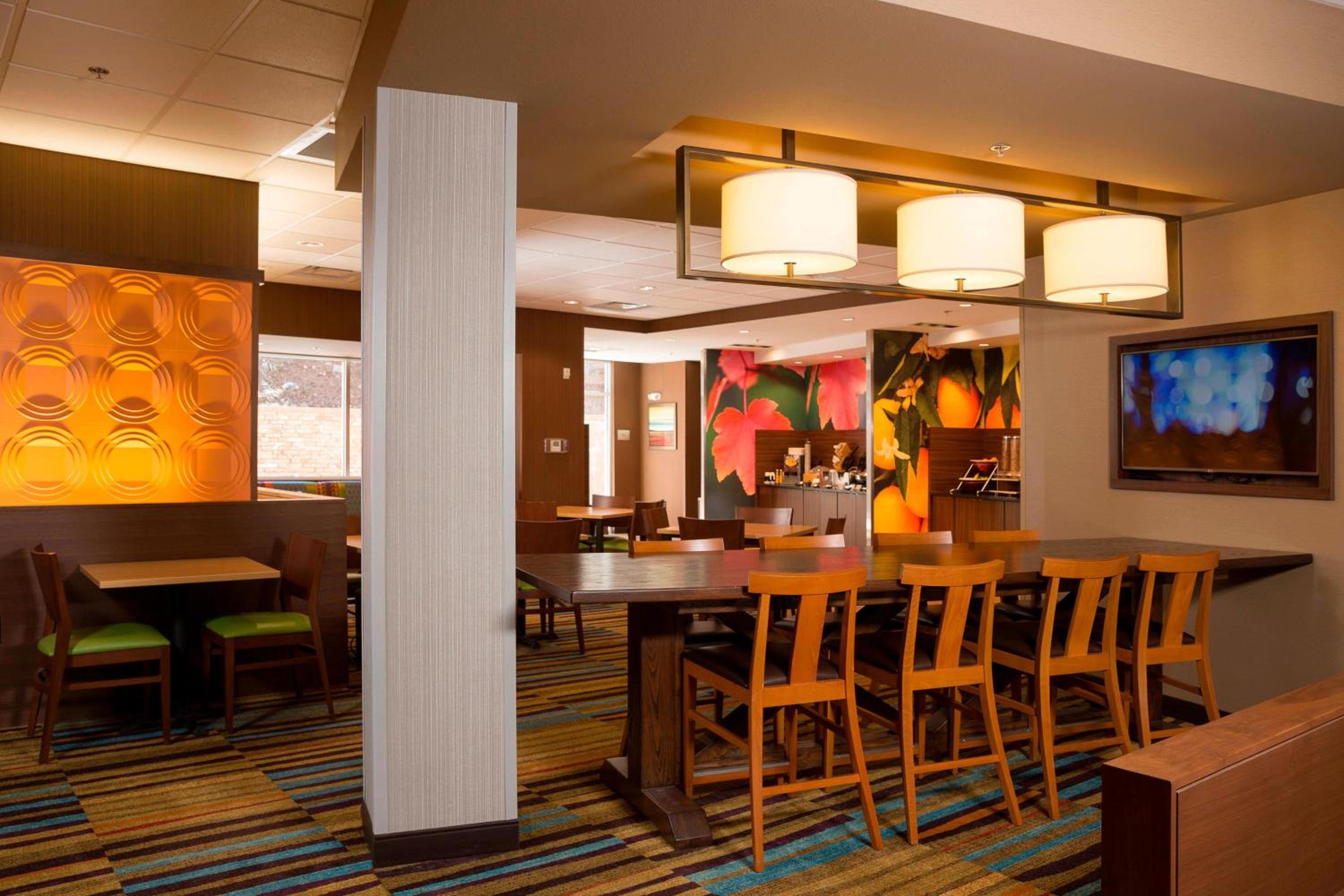 Durango Vacations - Fairfield Inn  Suites by Marriott Durango - Property Image 10