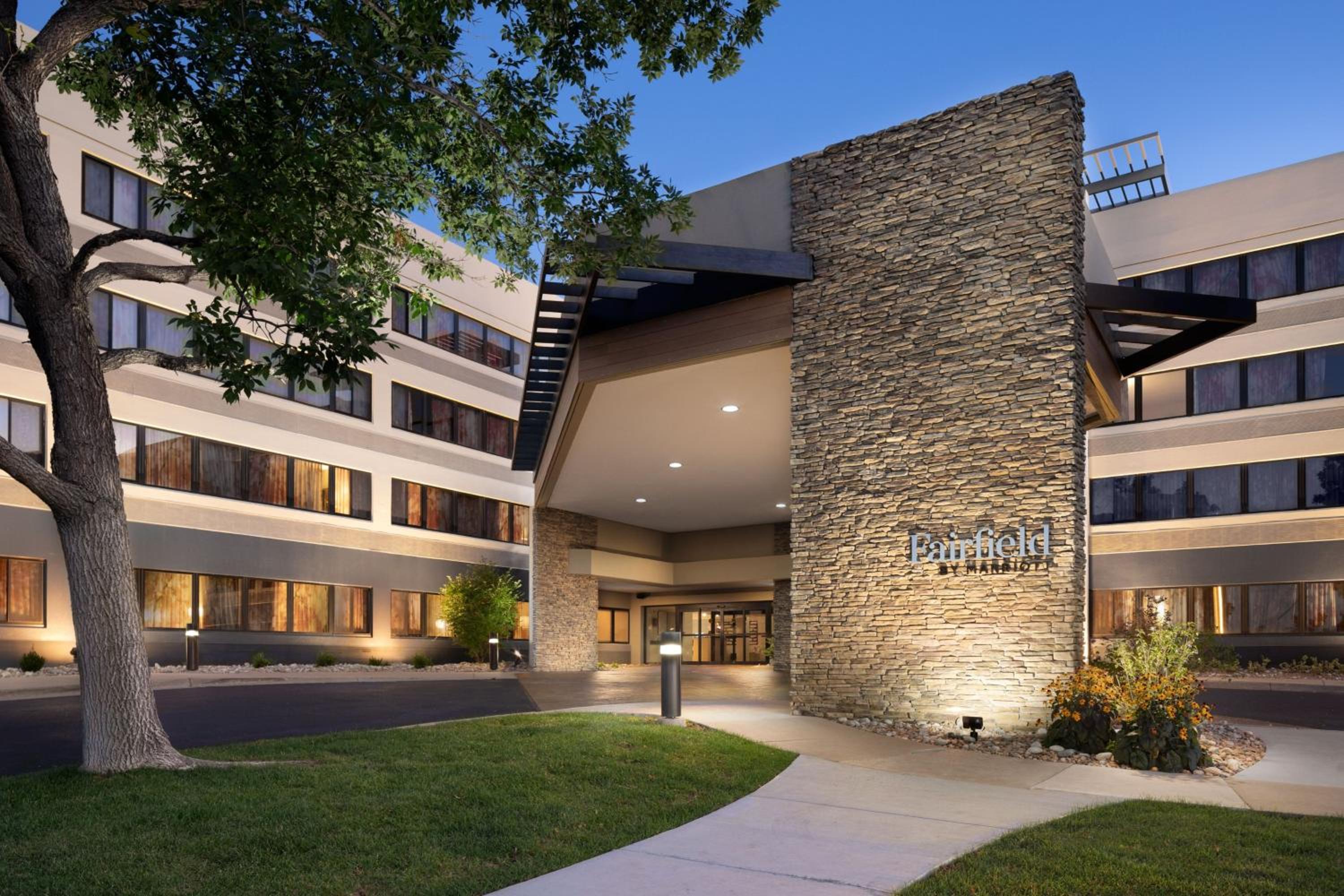 Hotel Fairfield Inn & Suites by Marriott Denver Southwest/Lakewood - Image 1