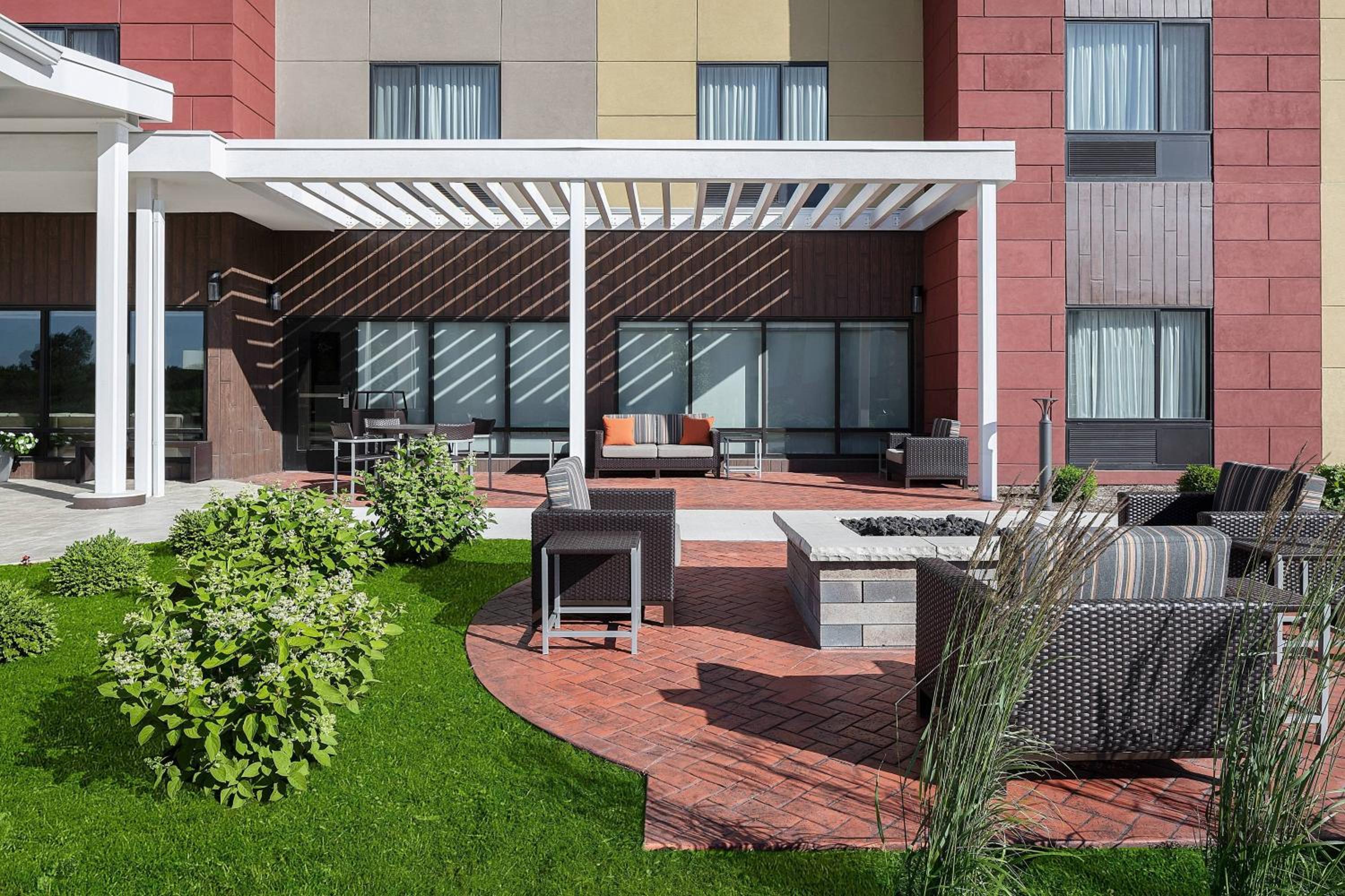 Danville Vacations - TownePlace Suites by Marriott Danville - Property Image 28