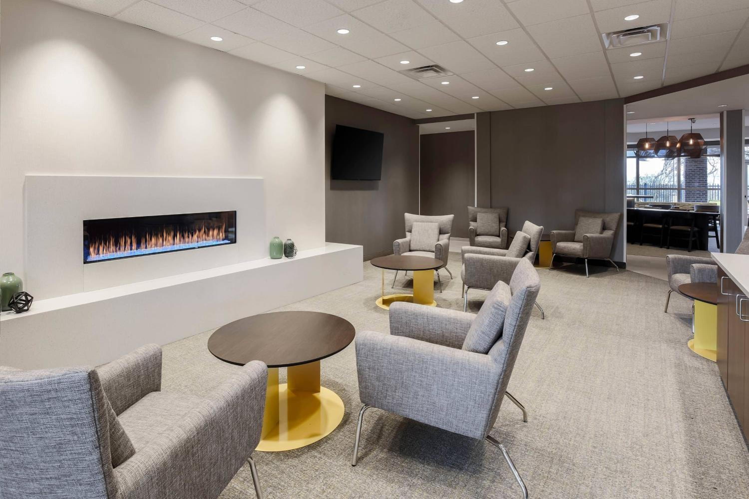 Auburn Vacations - SpringHill Suites by Marriott Auburn - Property Image 4