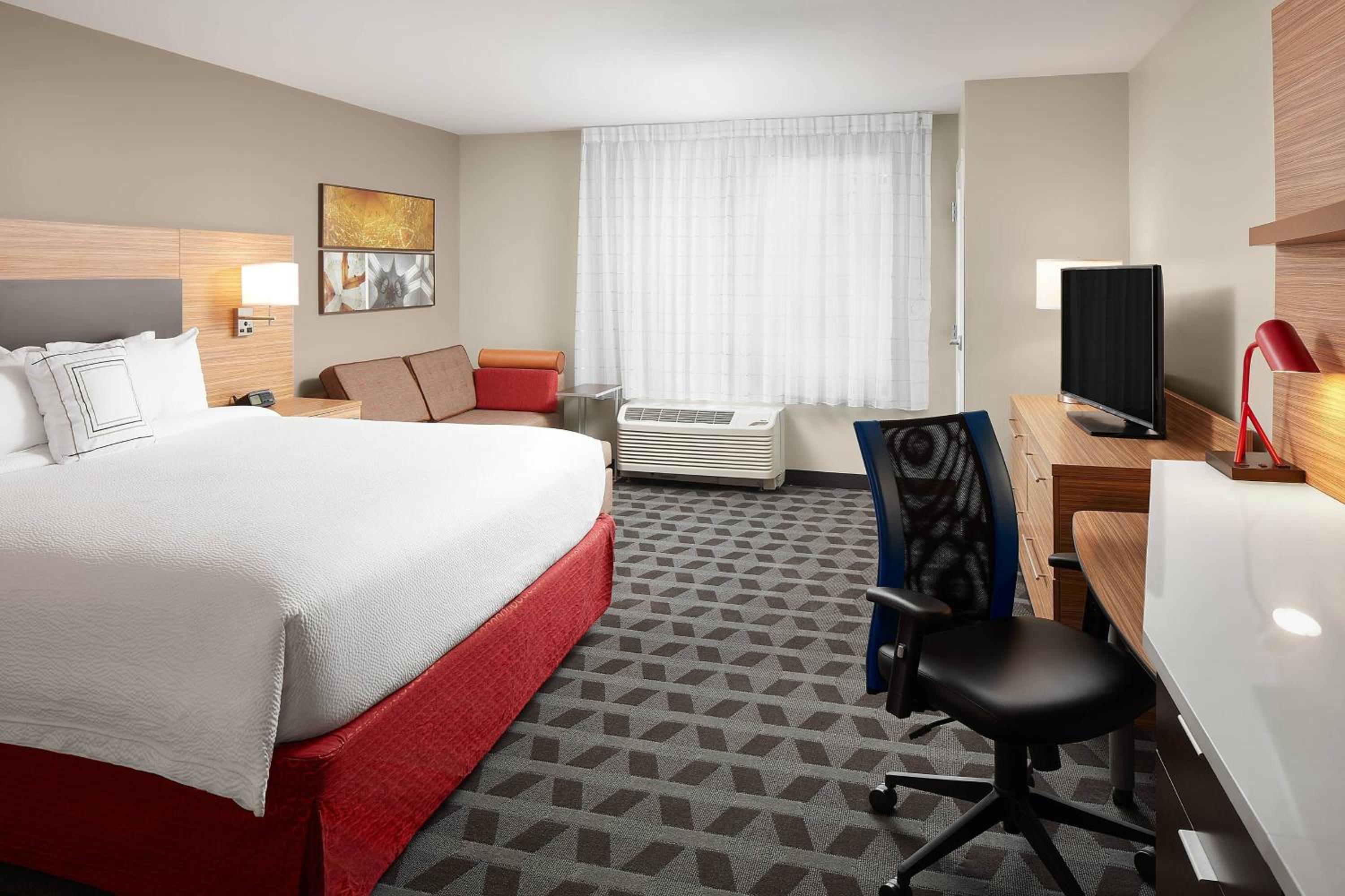 Danville Vacations - TownePlace Suites by Marriott Danville - Property Image 21