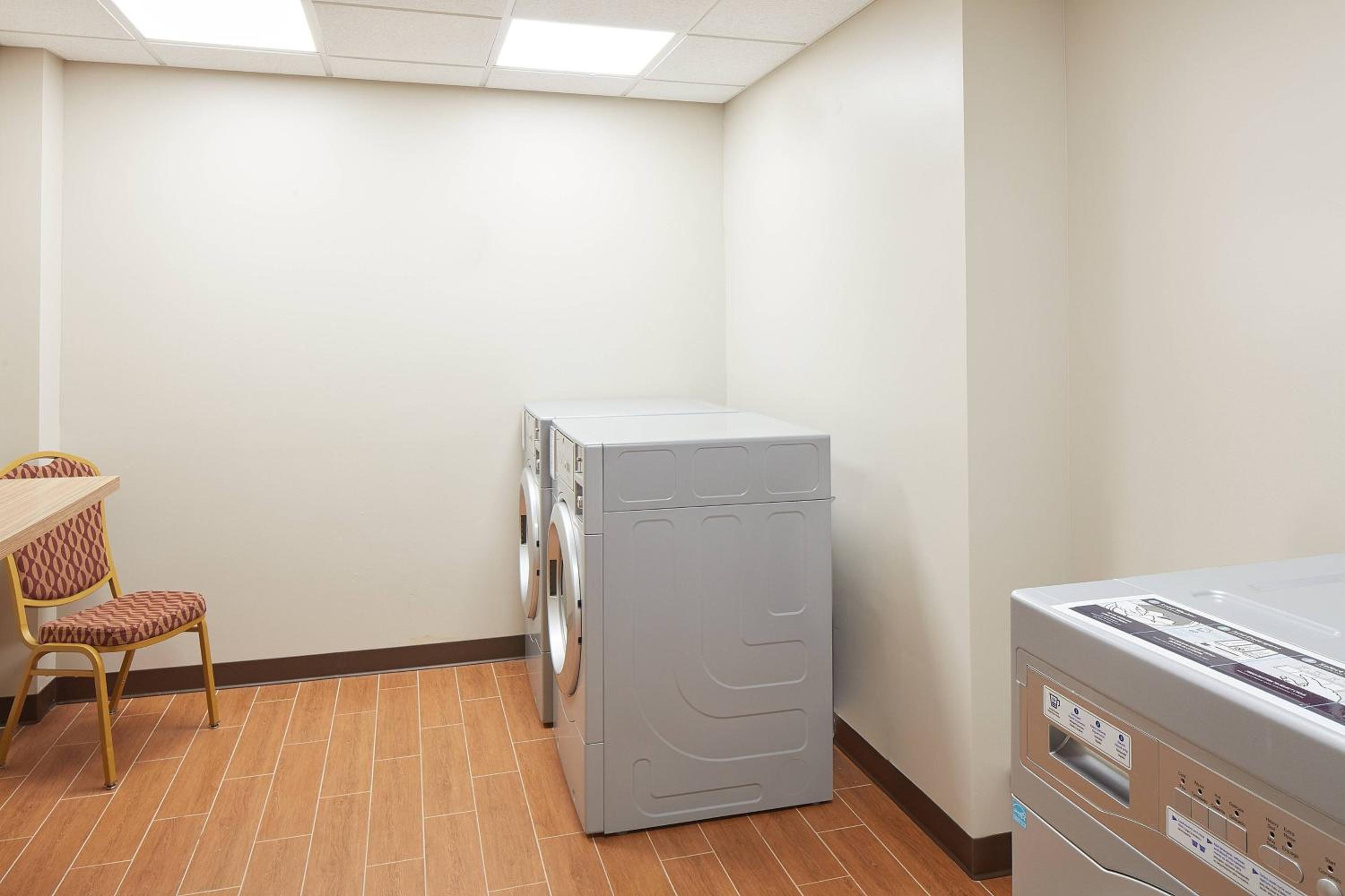 Danville Vacations - TownePlace Suites by Marriott Danville - Property Image 14