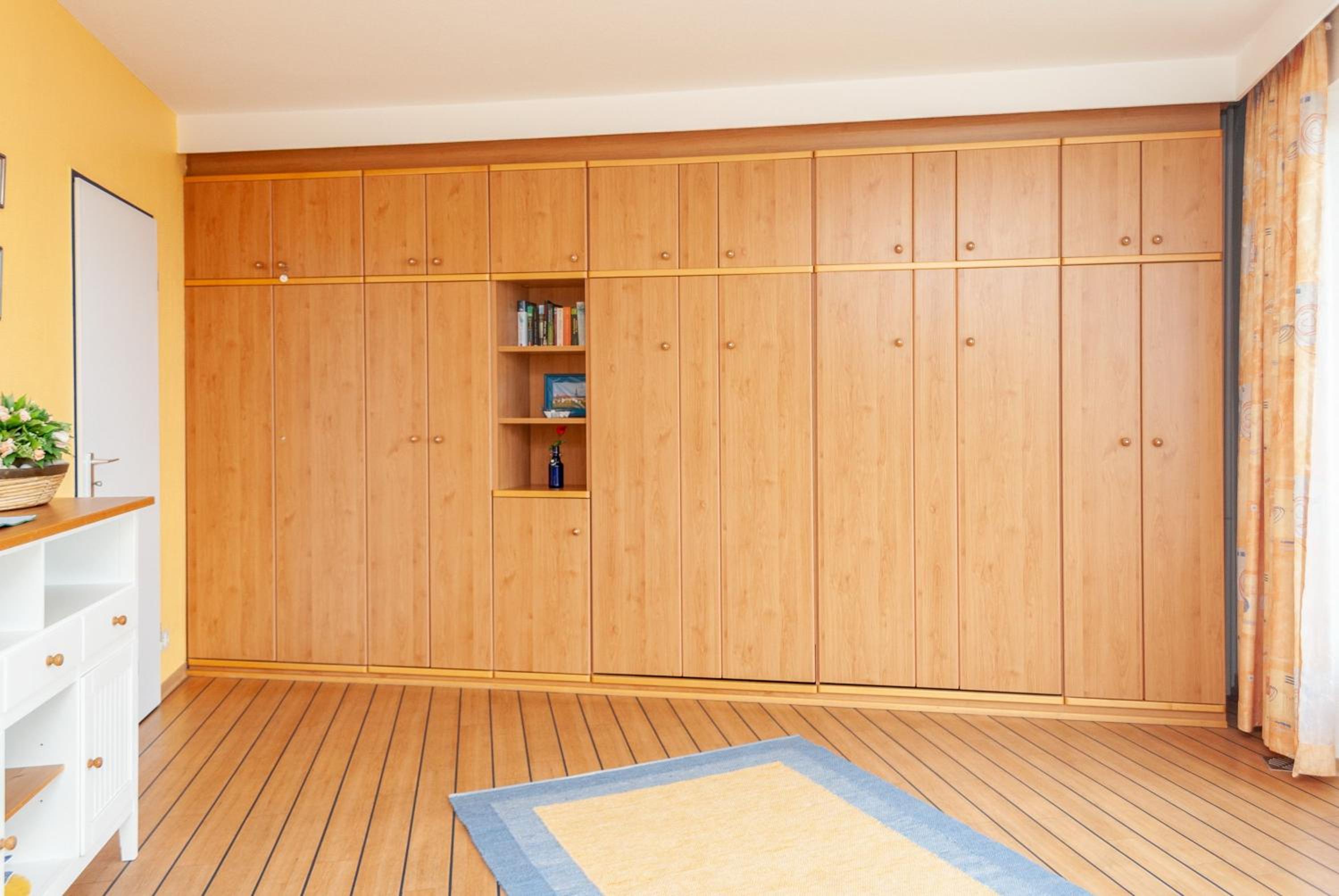 Hanseatic 506