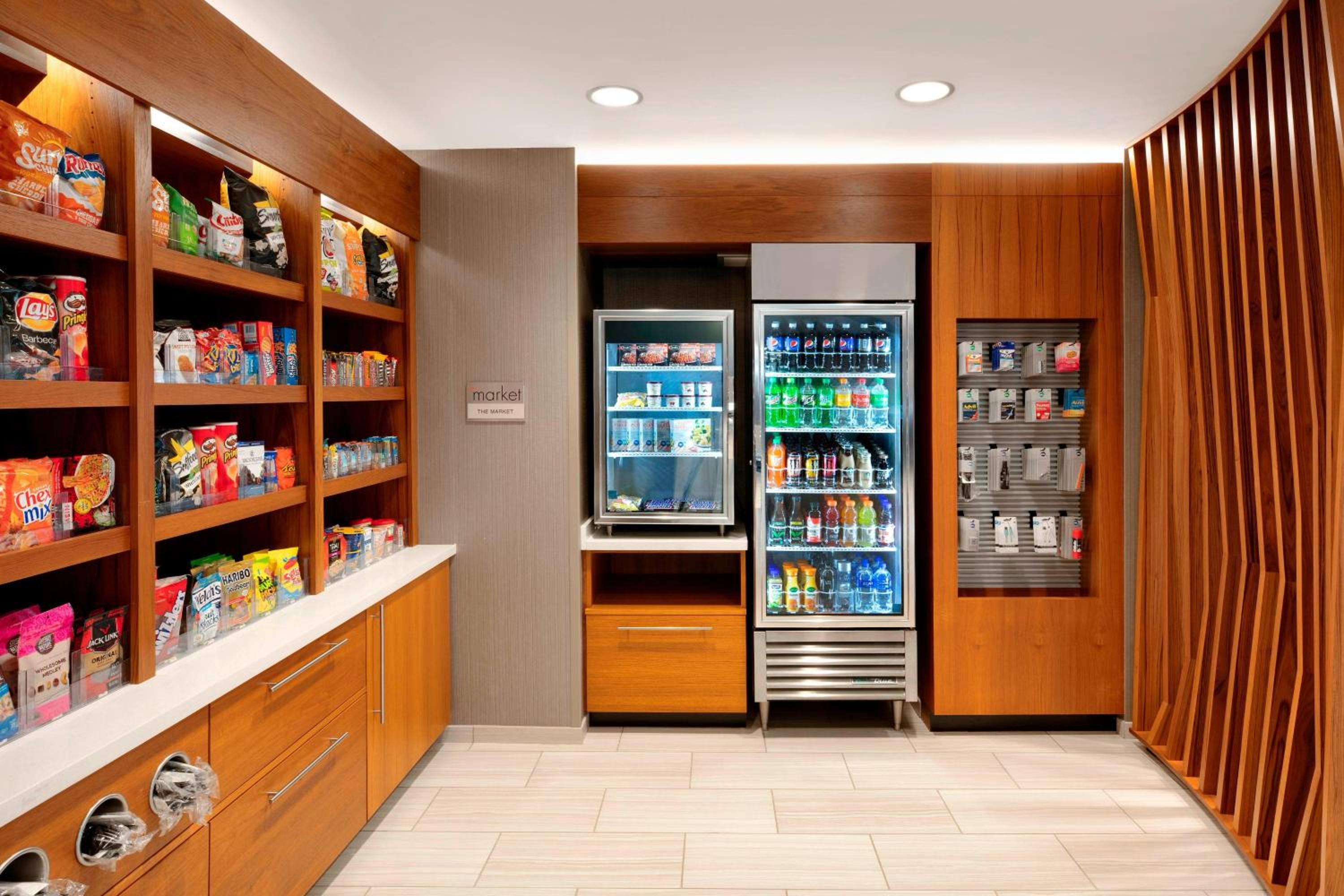 SpringHill Suites by Marriott Hampton Portsmouth - Property Image 8