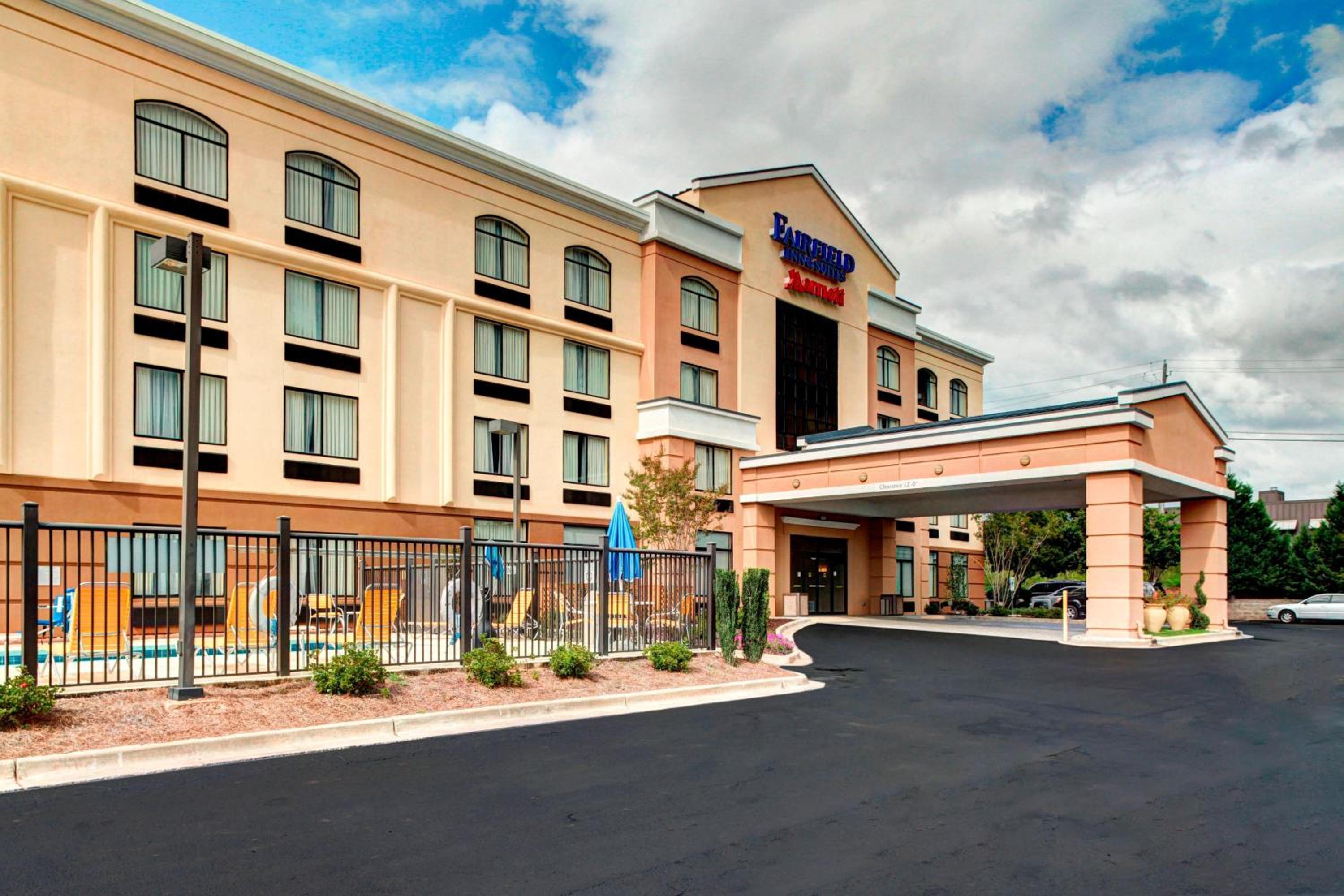 Oxford Vacations - Fairfield Inn Suites by Marriott Anniston Oxford - Property Image 26