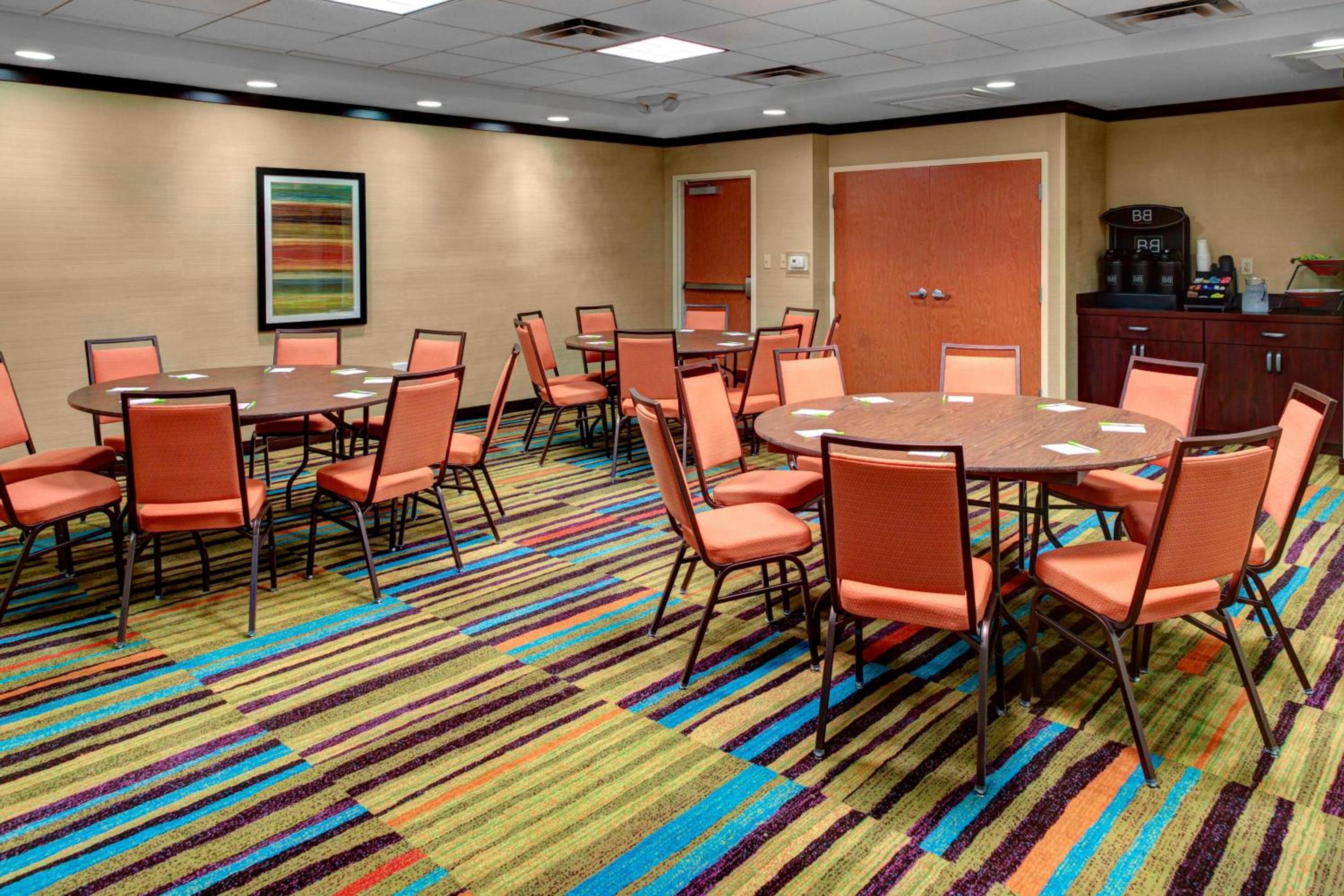 Oxford Vacations - Fairfield Inn Suites by Marriott Anniston Oxford - Property Image 5