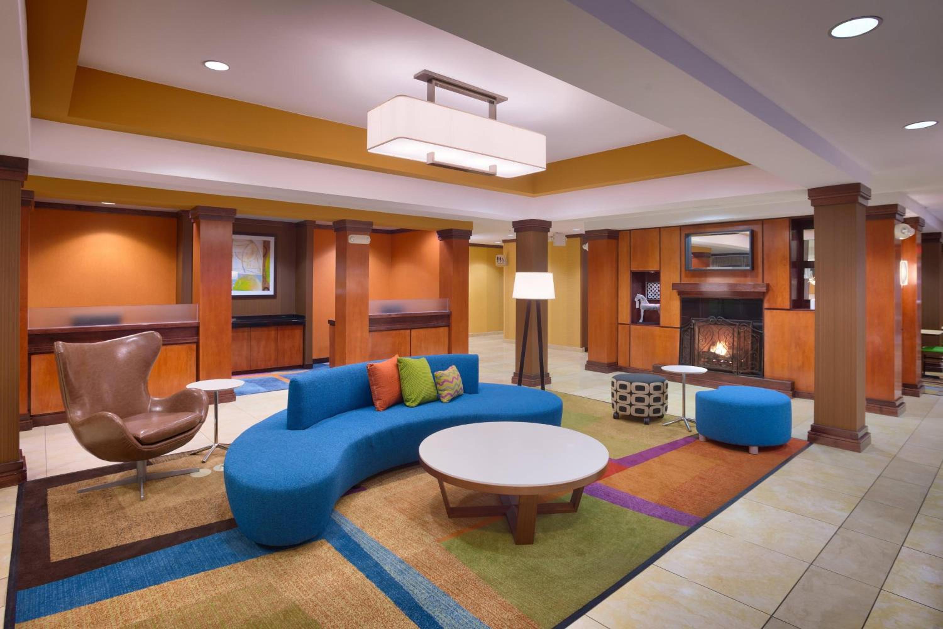 Gillette Vacations - Fairfield Inn  Suites by Marriott Gillette - Property Image 1