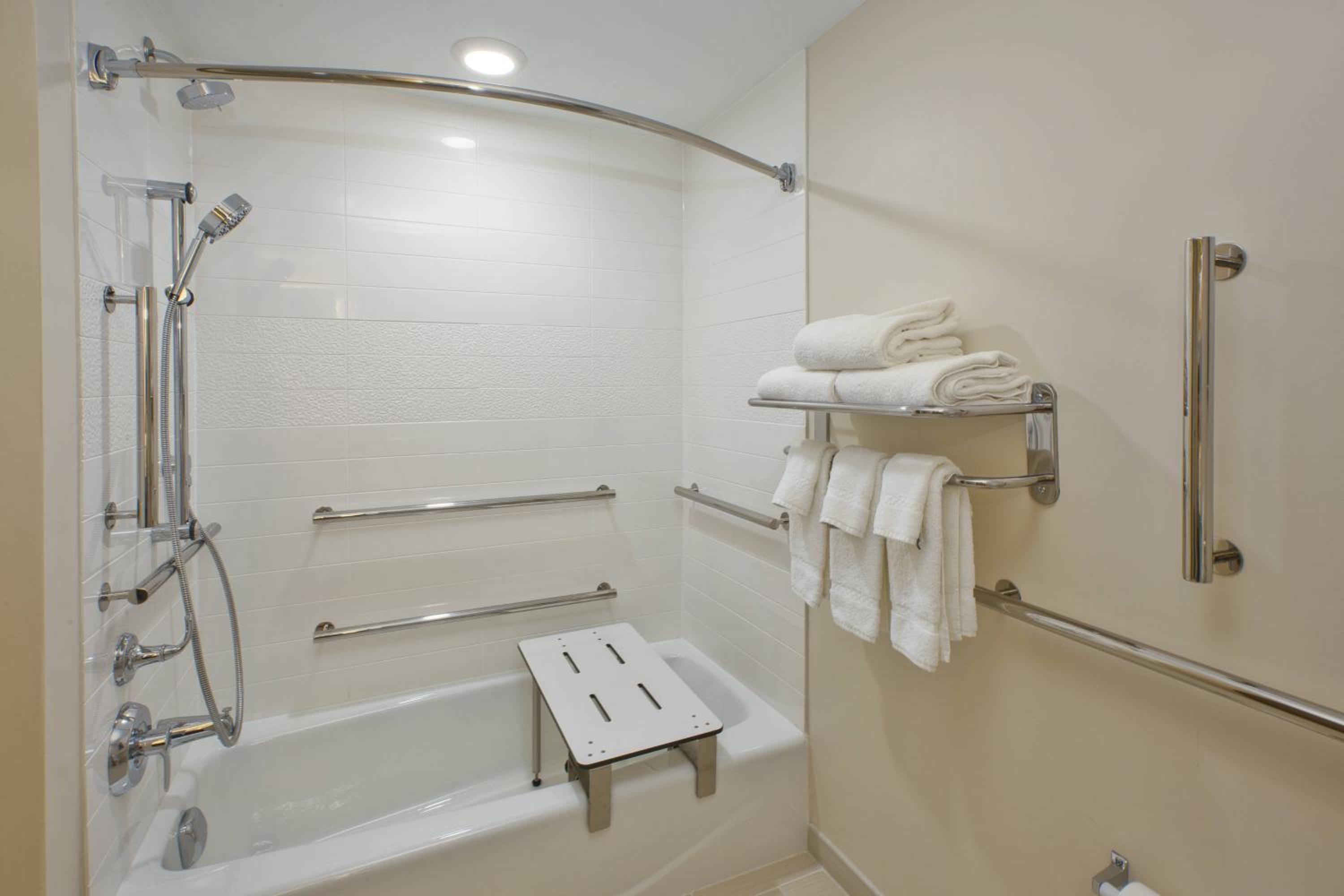 Fairfield by Marriott Inn Suites Herndon Reston - Property Image 7