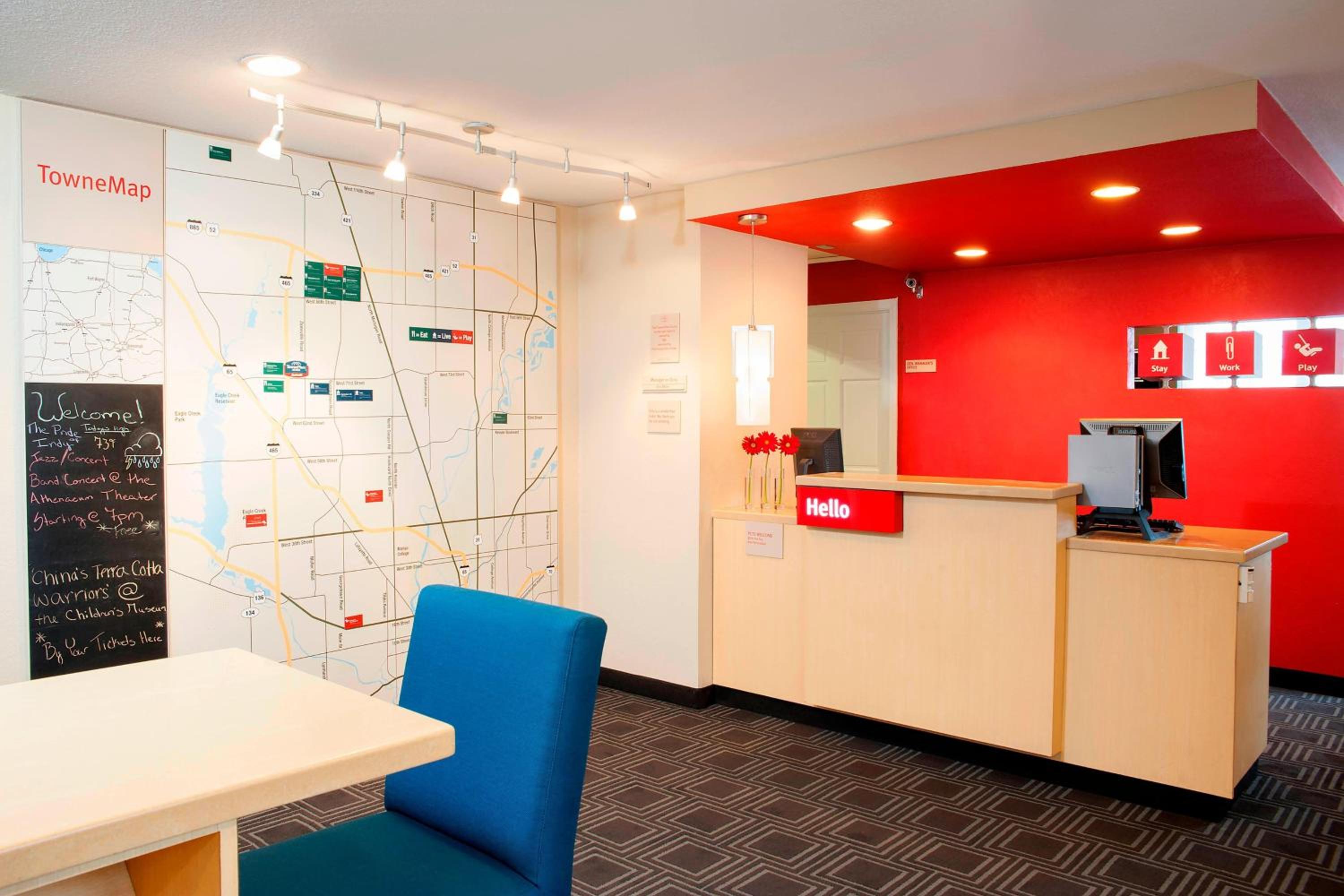 Hotel TownePlace Suites Indianapolis Park 100 - Image 1