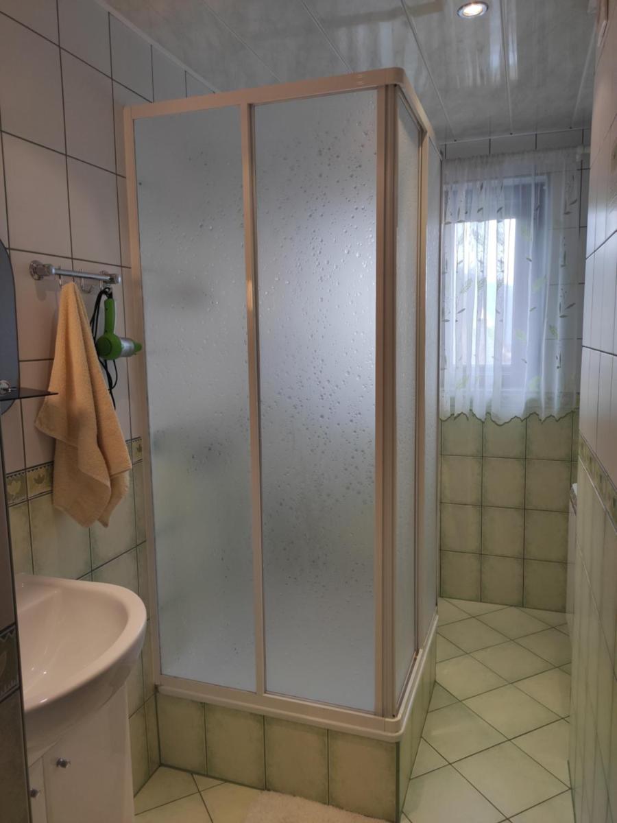 Photo 37