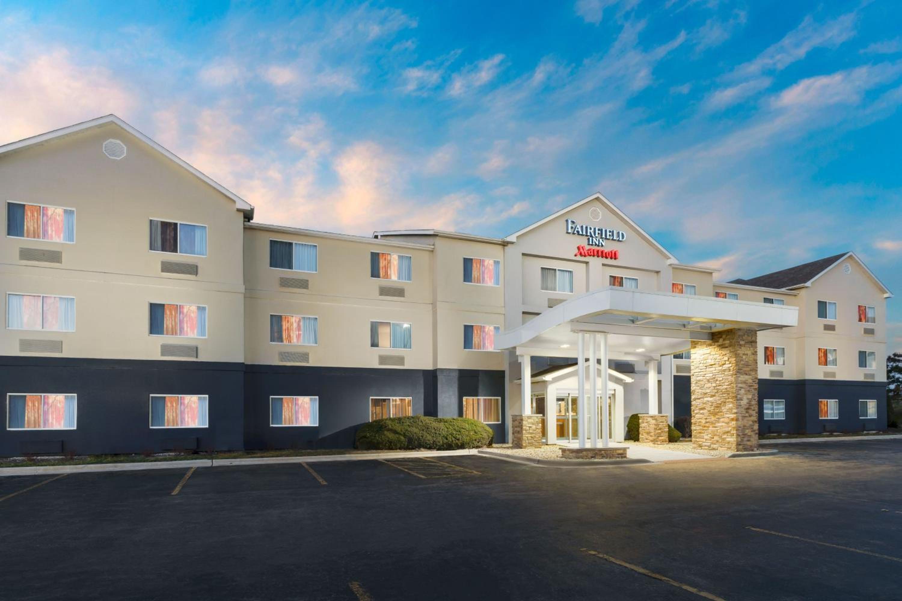 Joliet Vacations - Fairfield Inn by Marriott Joliet South - Property Image 1